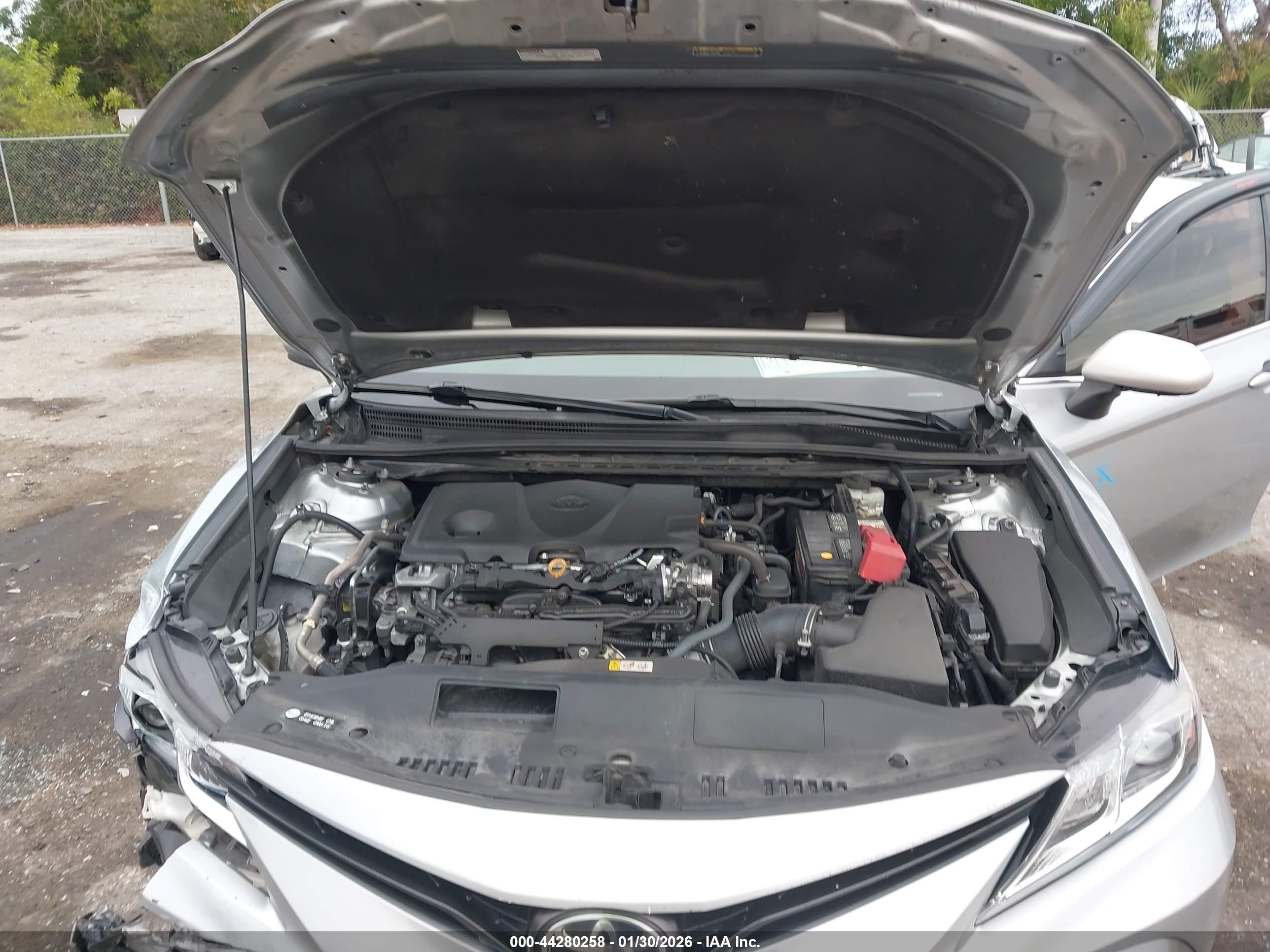 TOYOTA CAMRY image 10