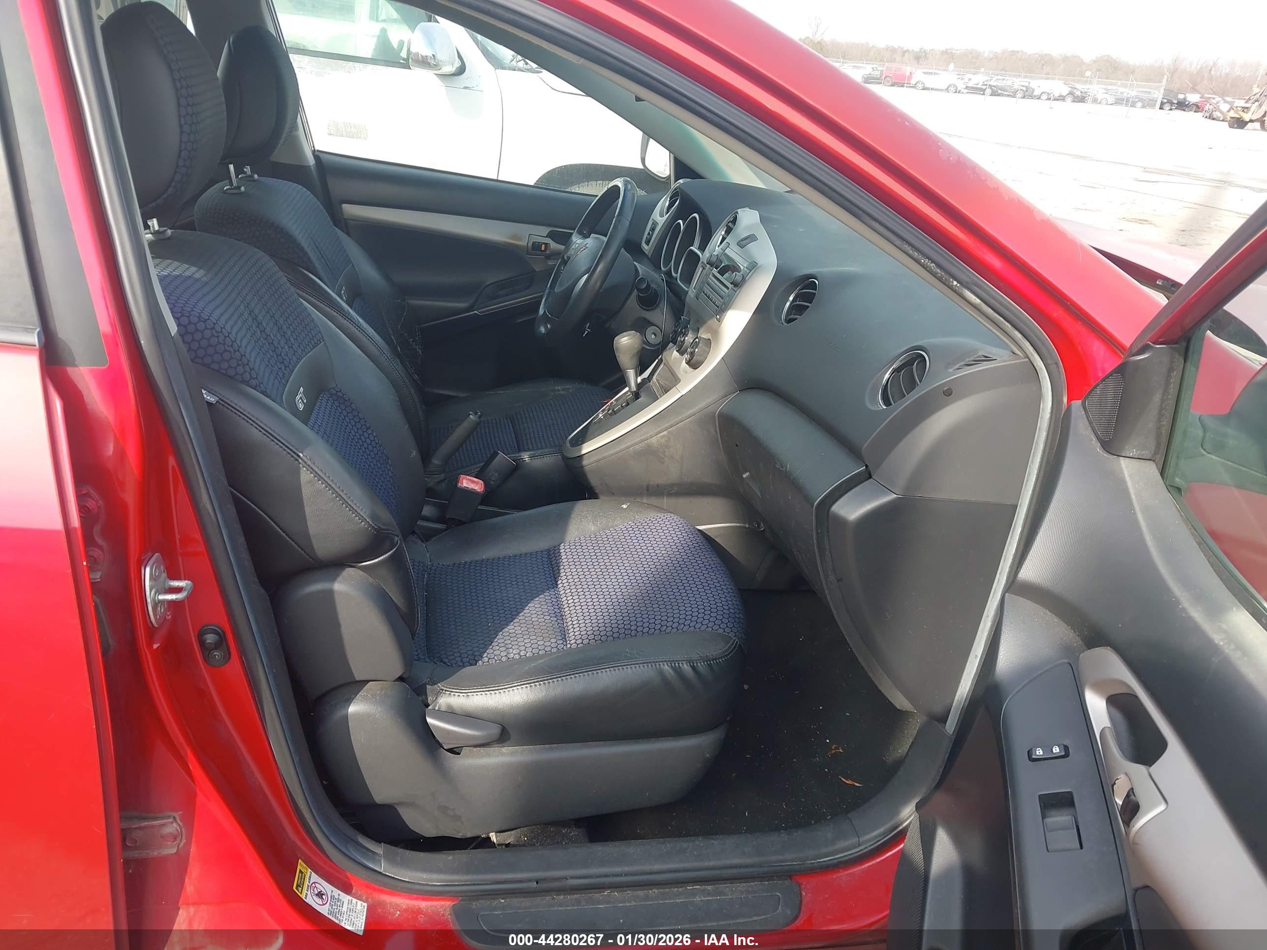 PONTIAC VIBE image 5