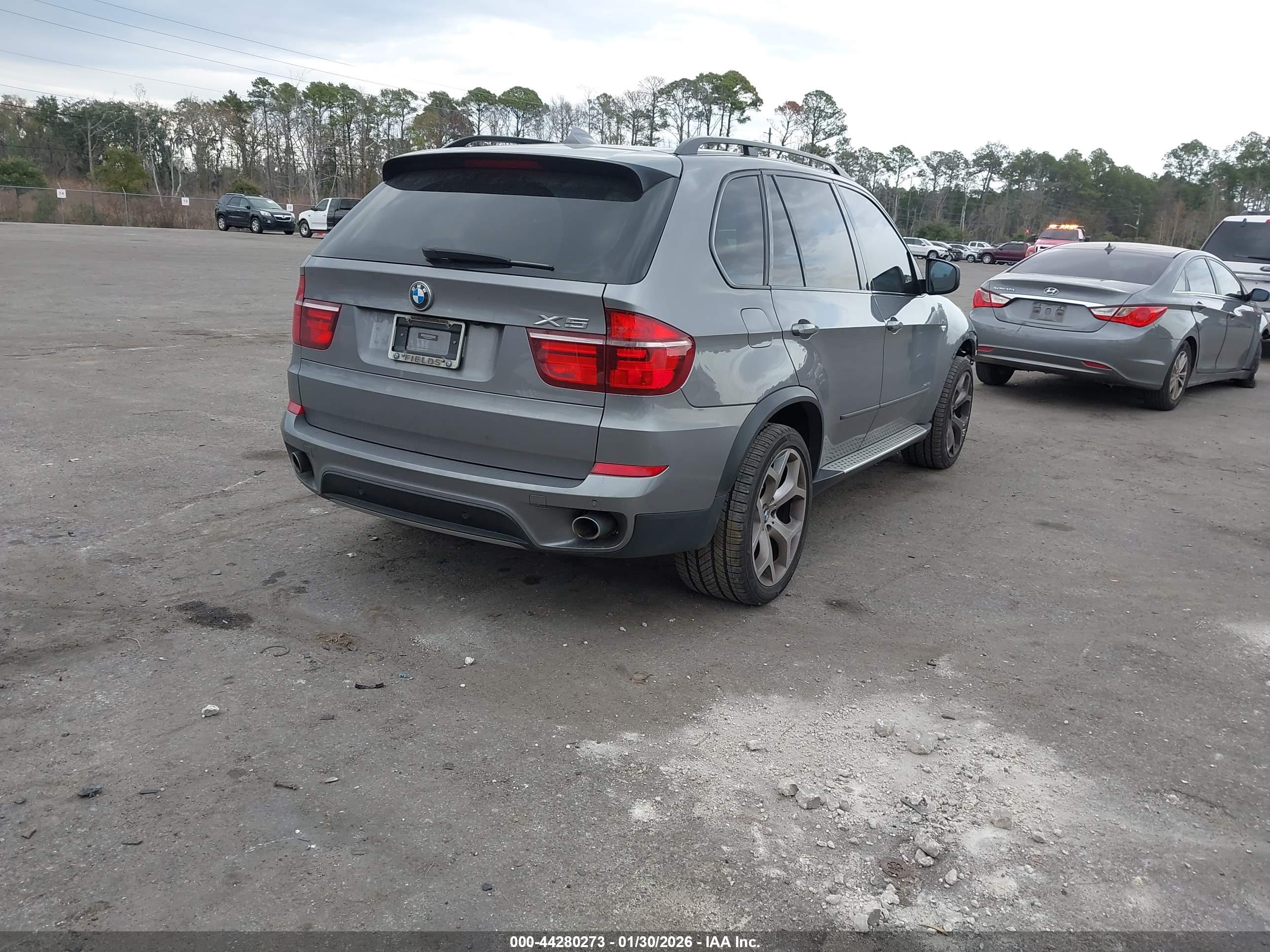 BMW X5 image 4