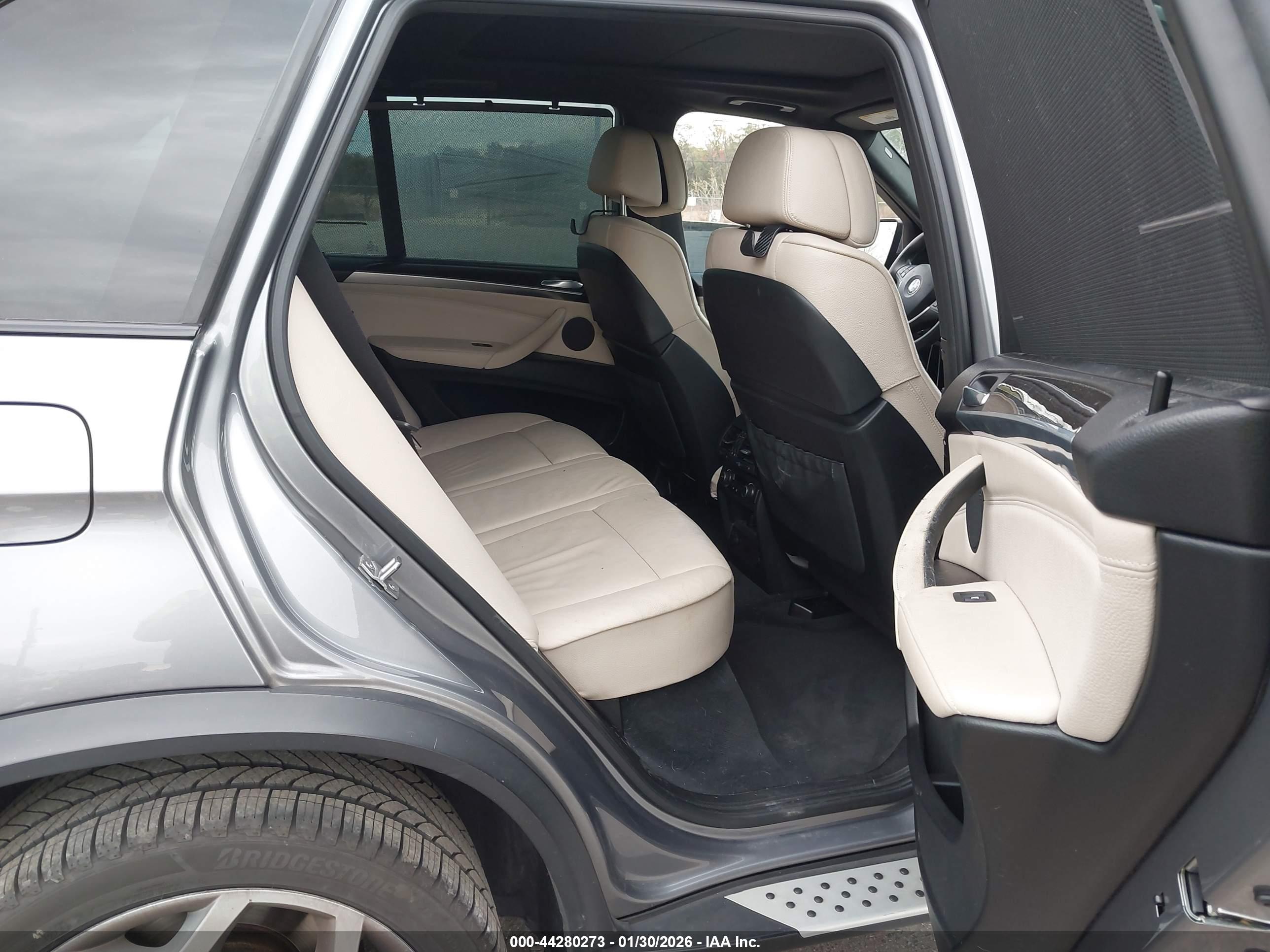 BMW X5 image 8
