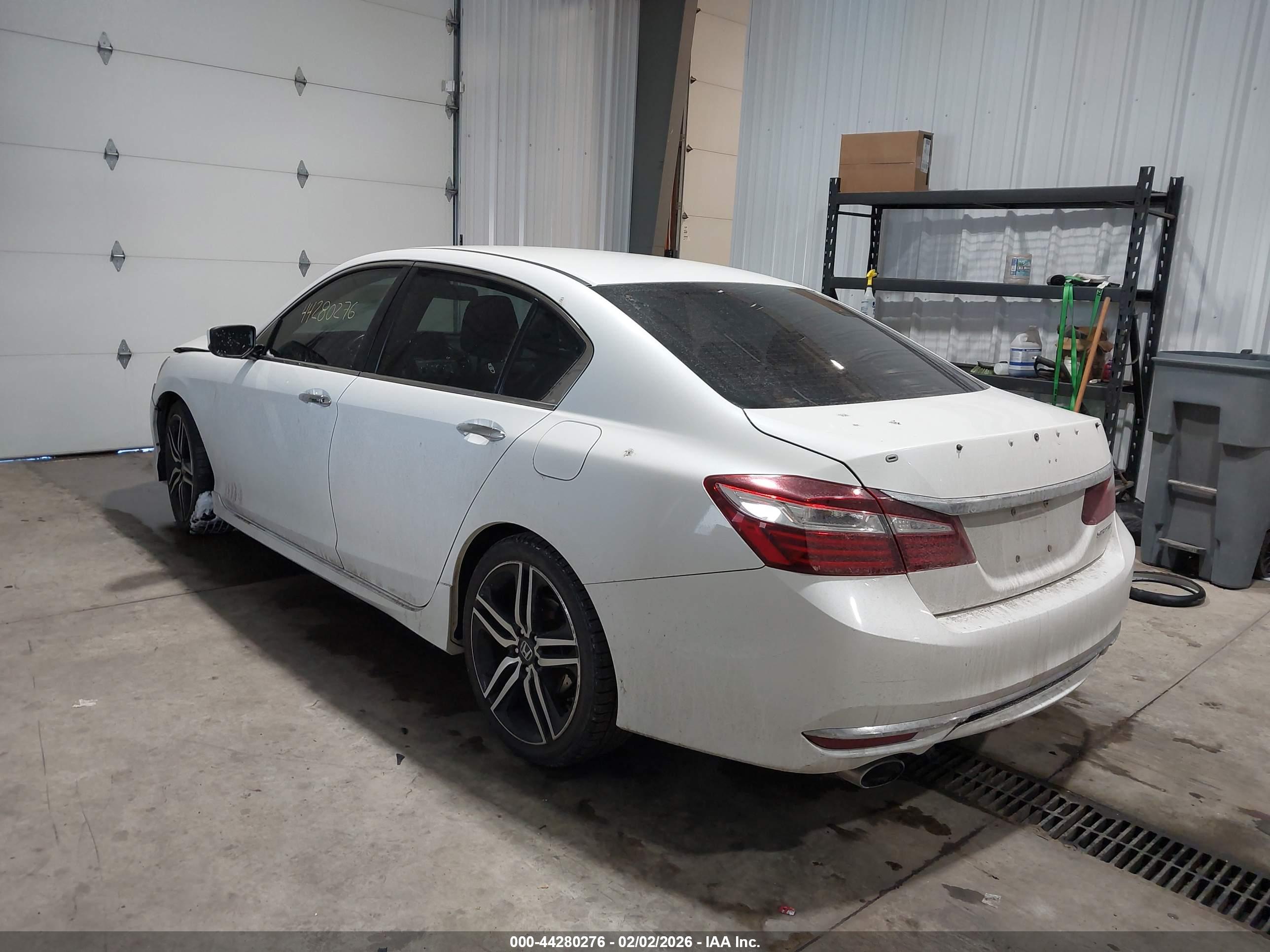 HONDA ACCORD image 3