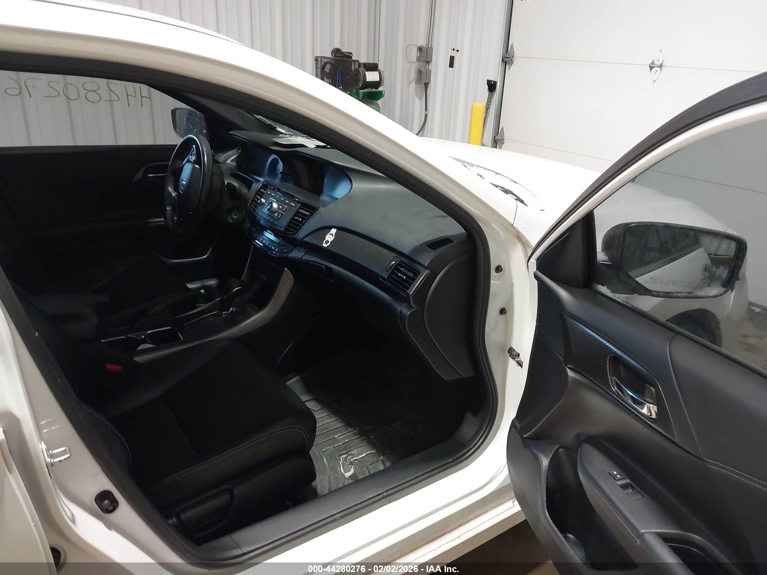 HONDA ACCORD image 5