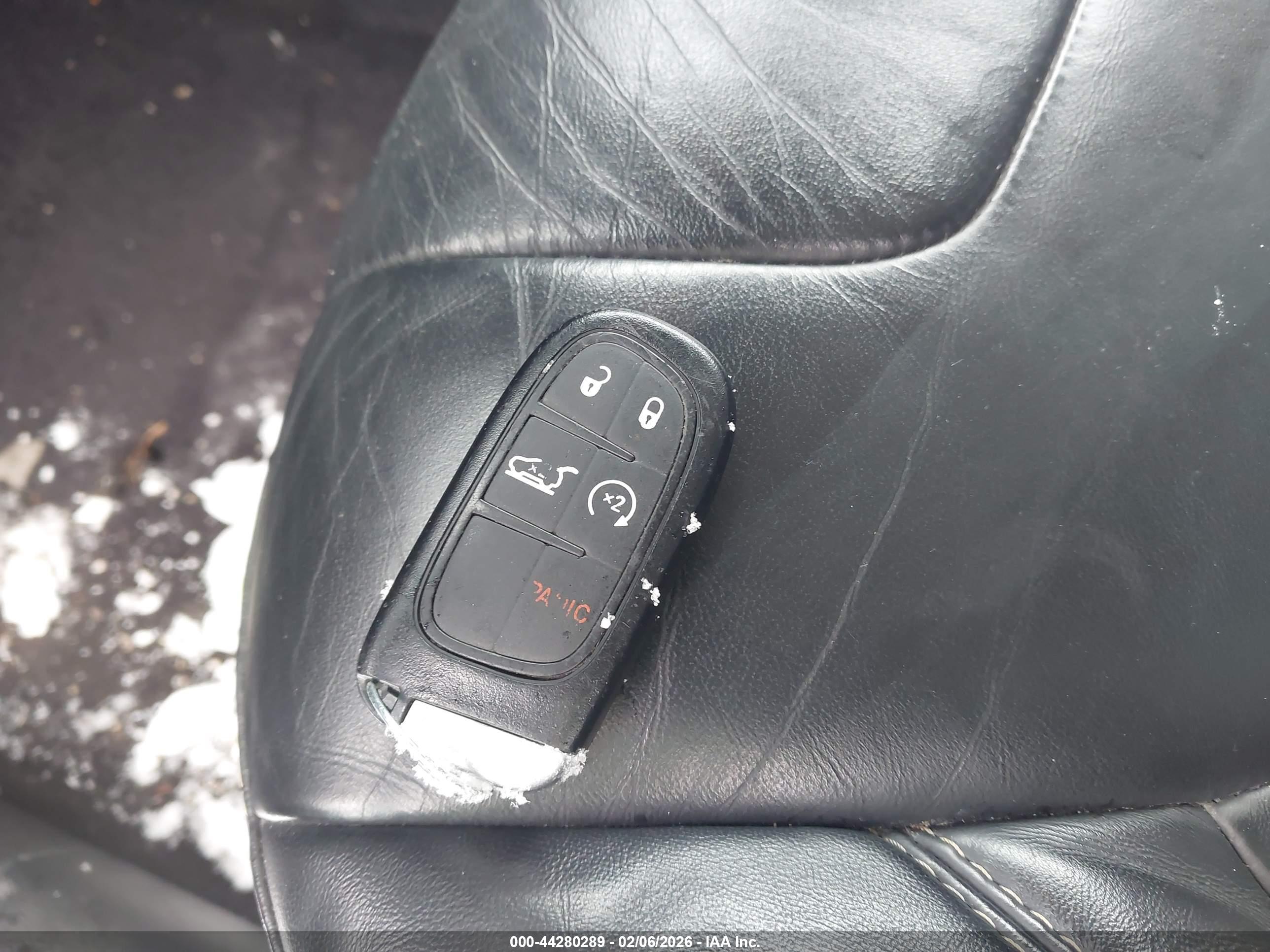 JEEP CHEROKEE image 11