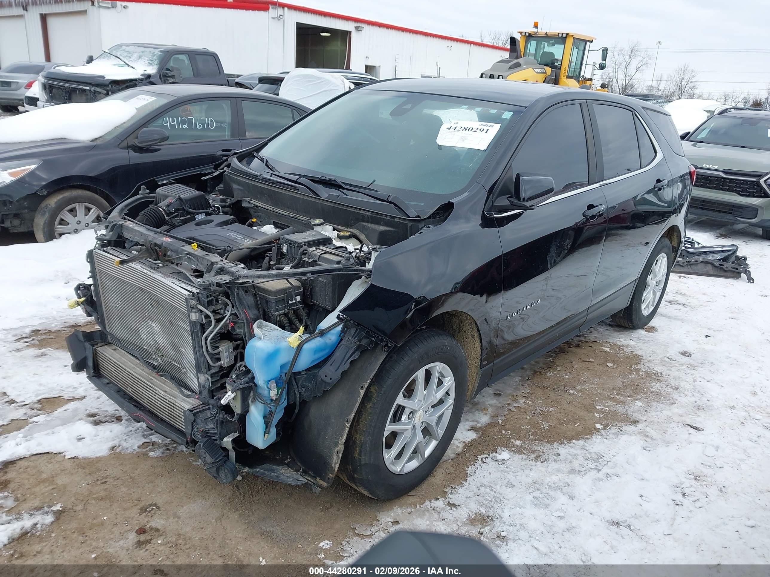 CHEVROLET EQUINOX image 2