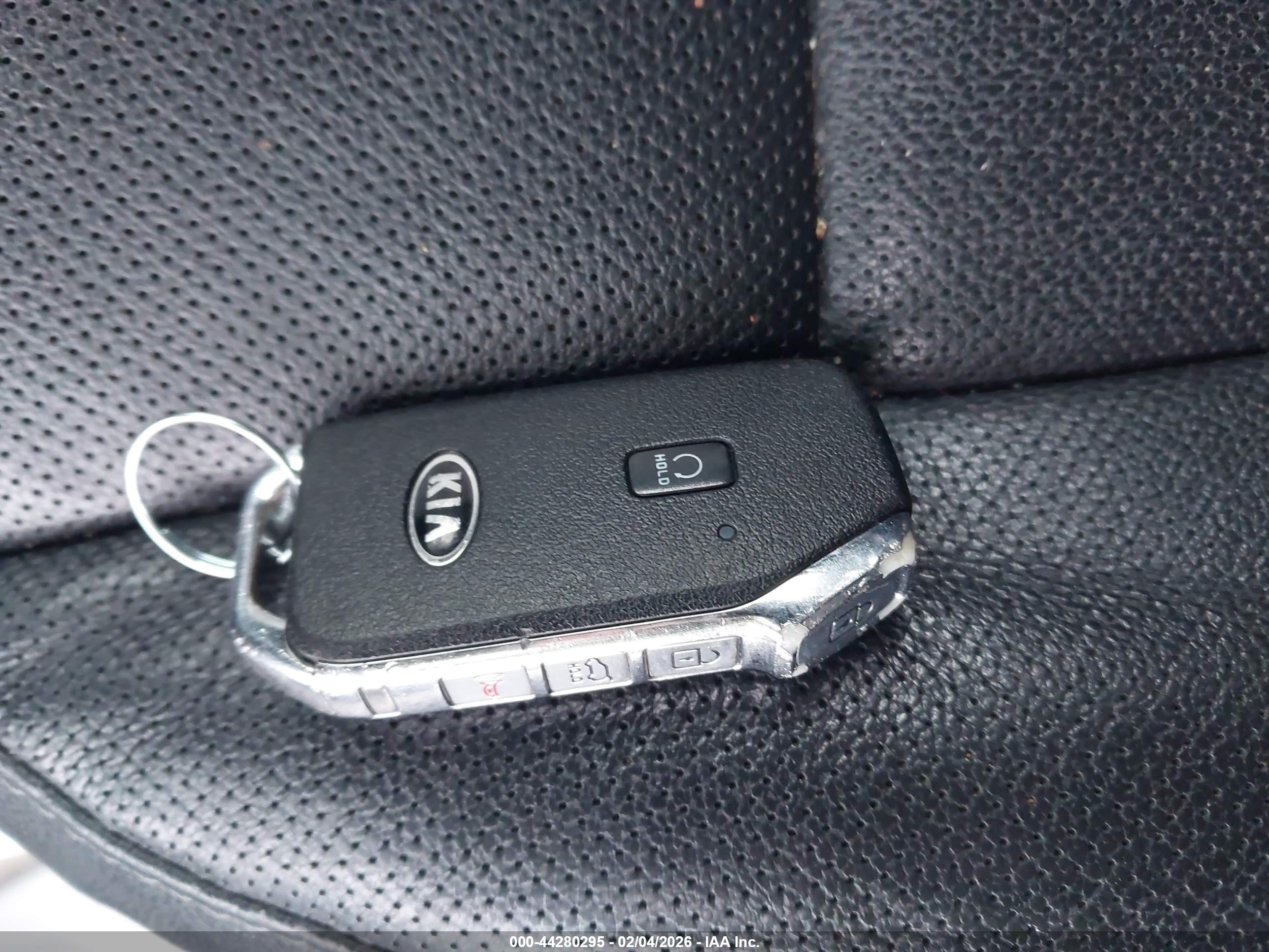 KIA TELLURIDE image 11