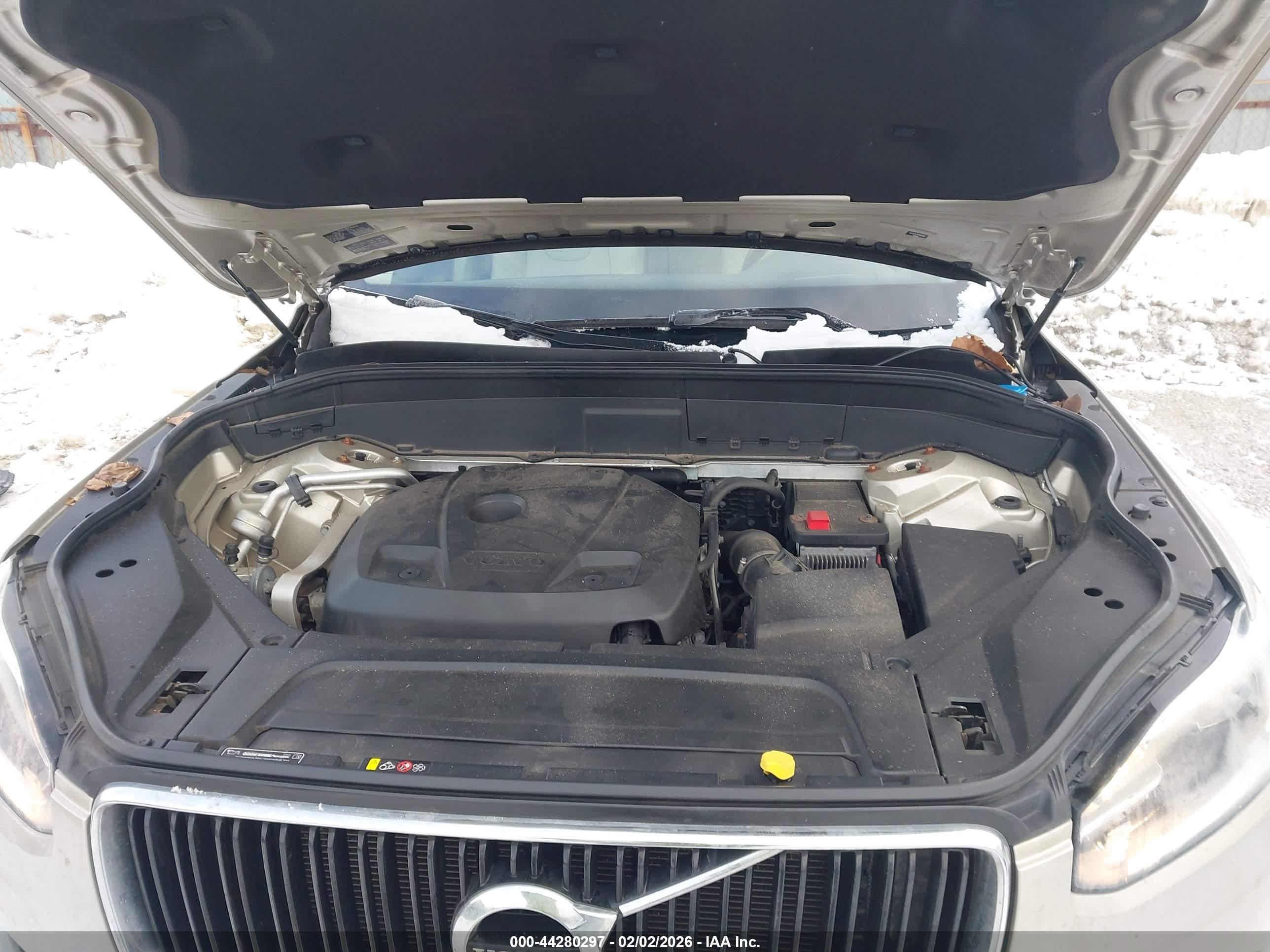 VOLVO XC90 image 10