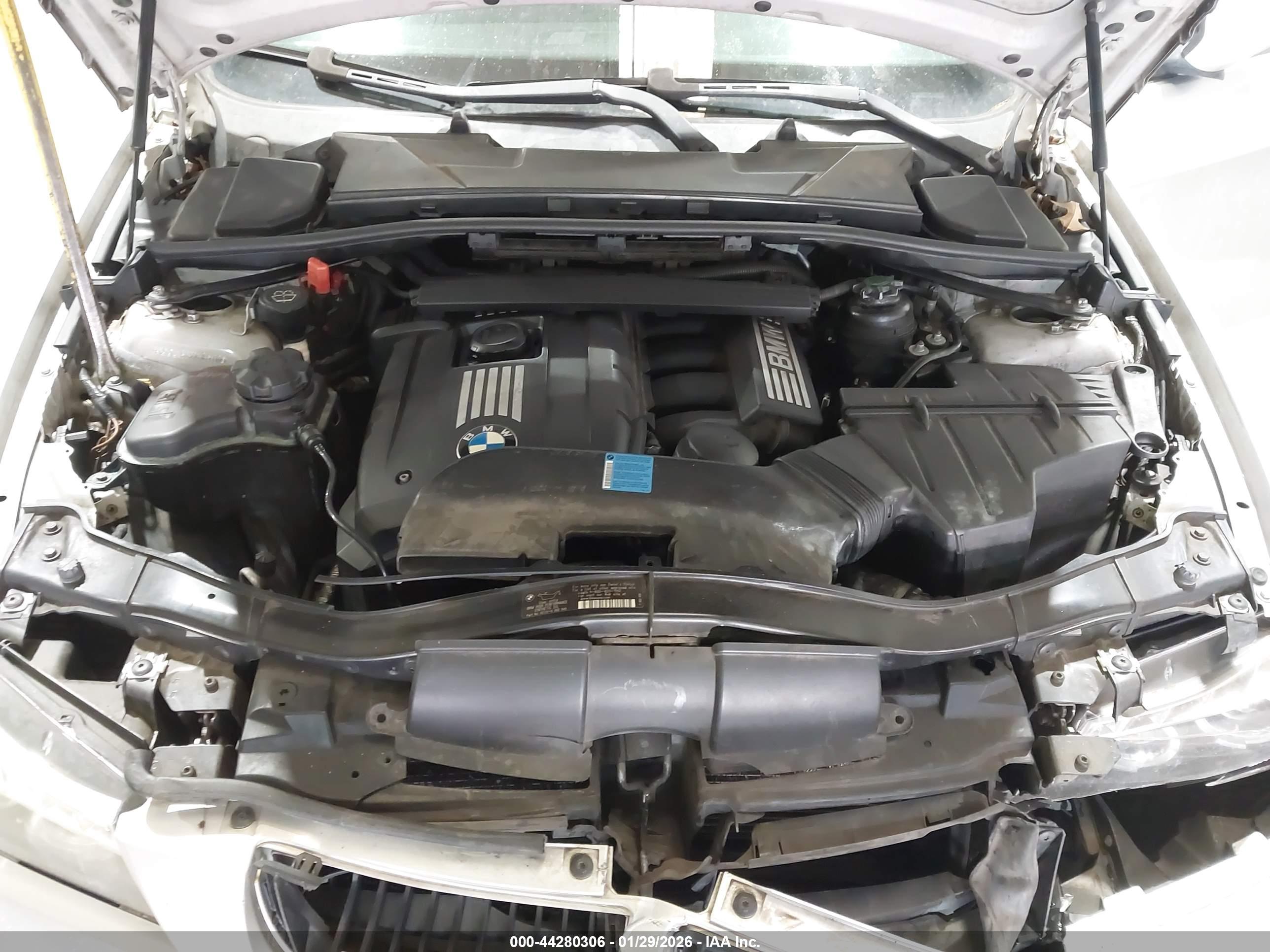BMW 328I image 10