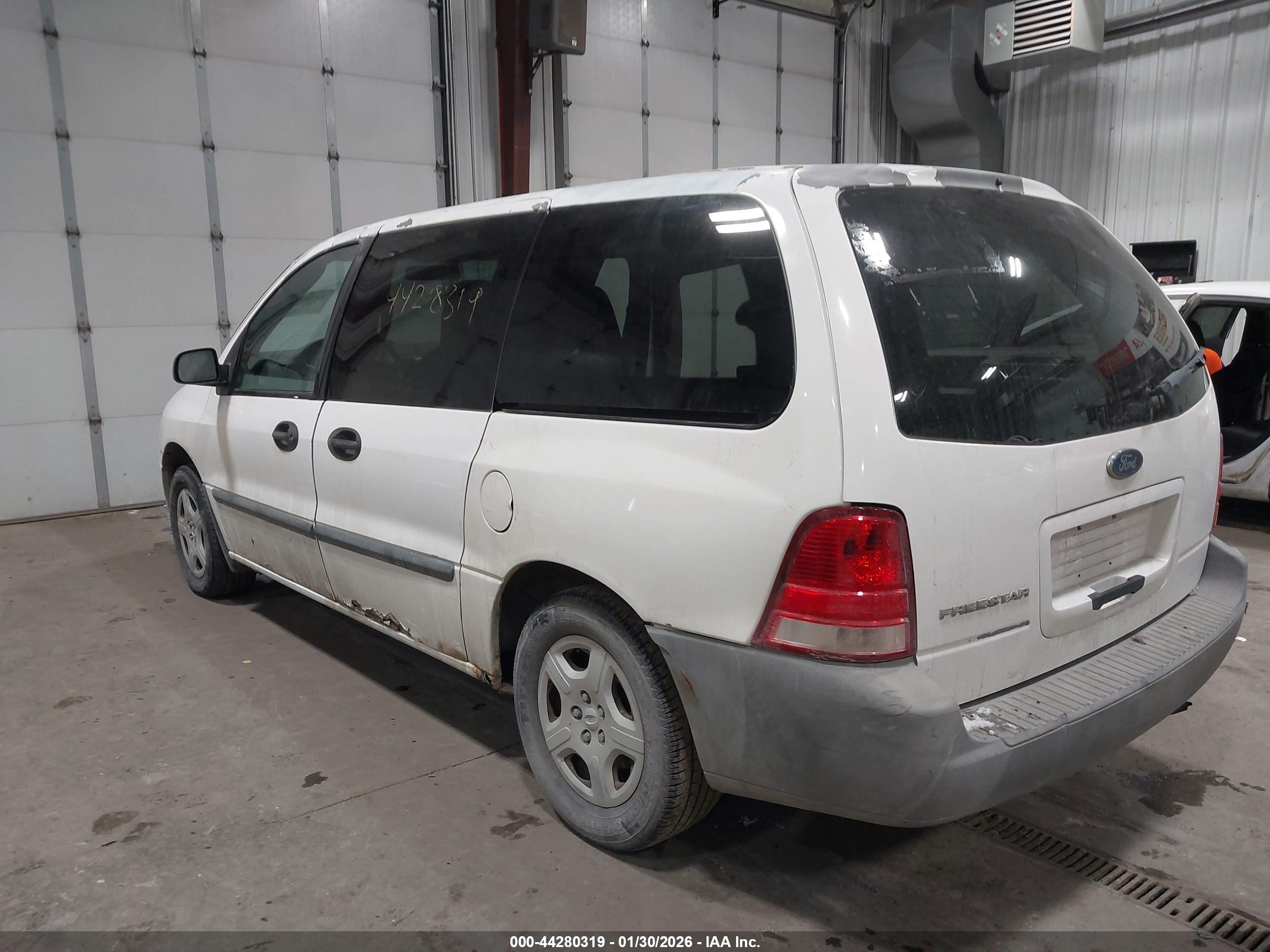 FORD FREESTAR image 3