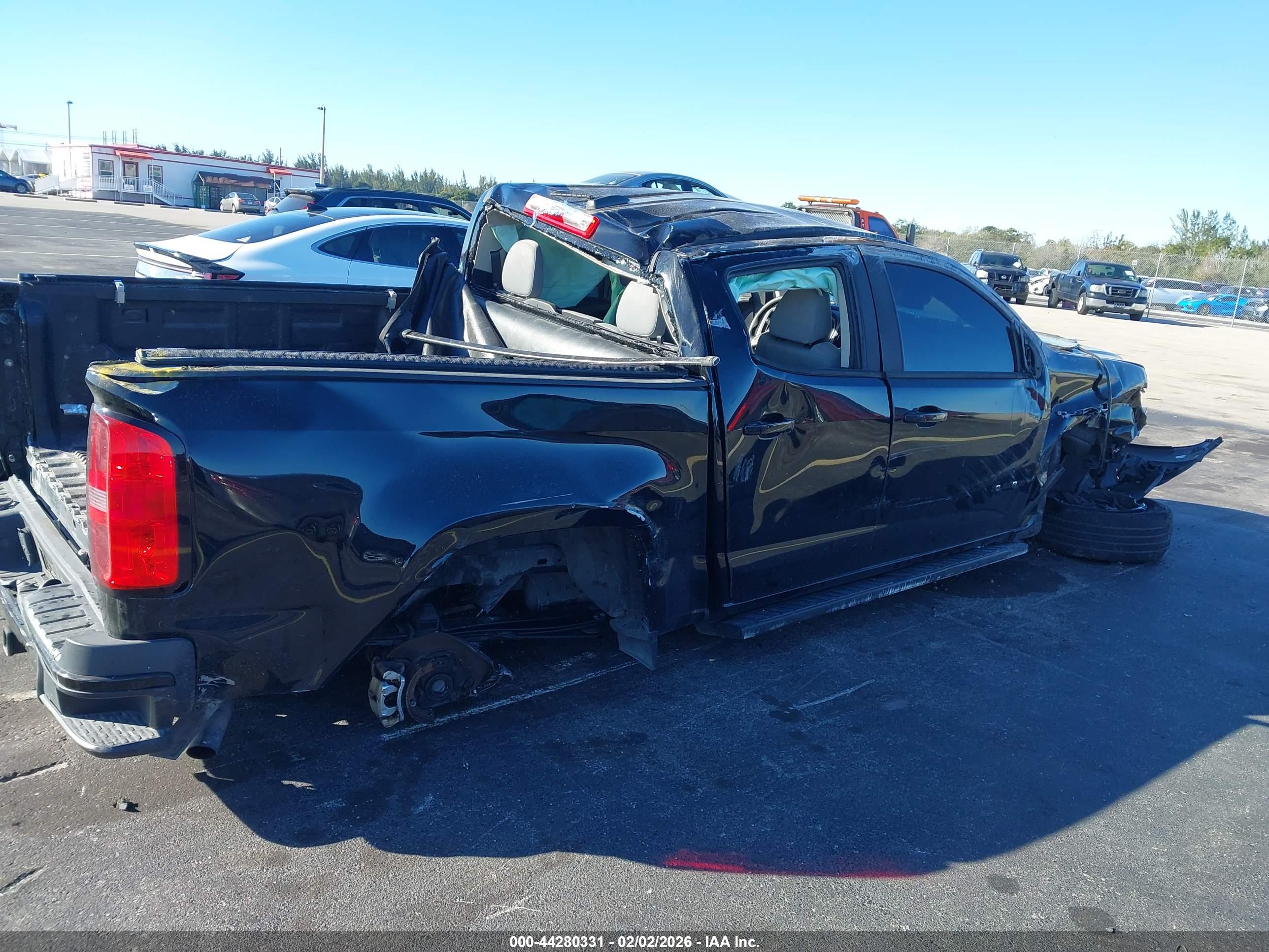 CHEVROLET COLORADO image 6