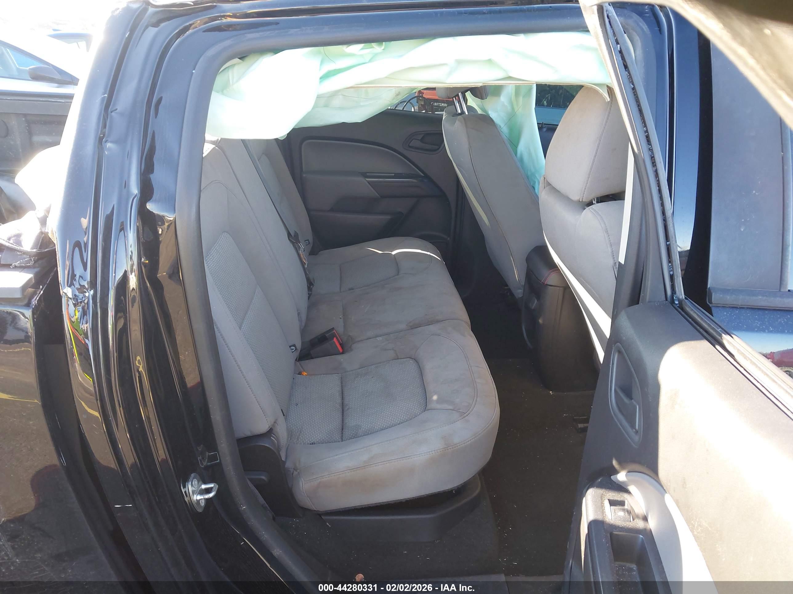 CHEVROLET COLORADO image 8