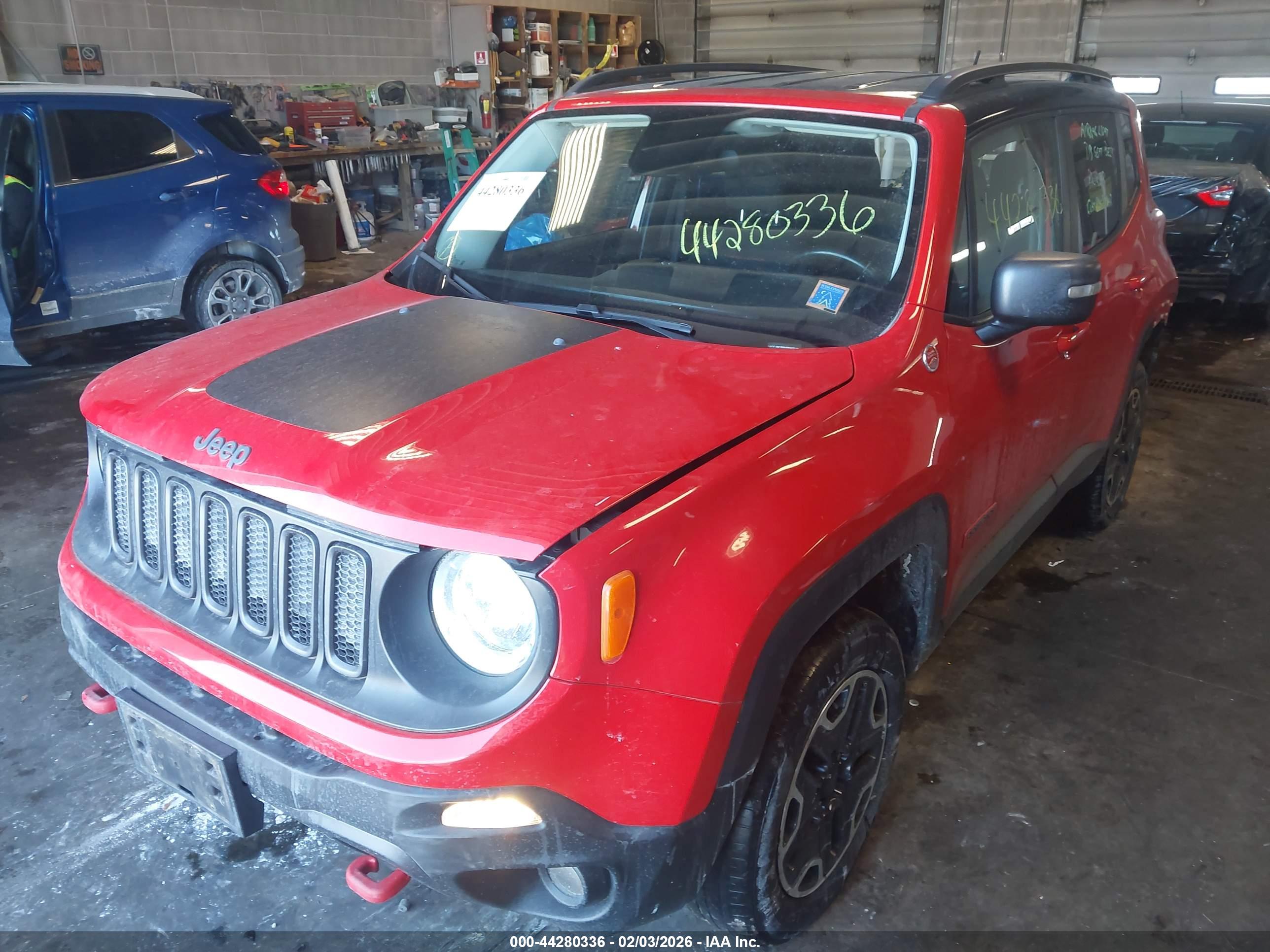 JEEP RENEGADE image 2