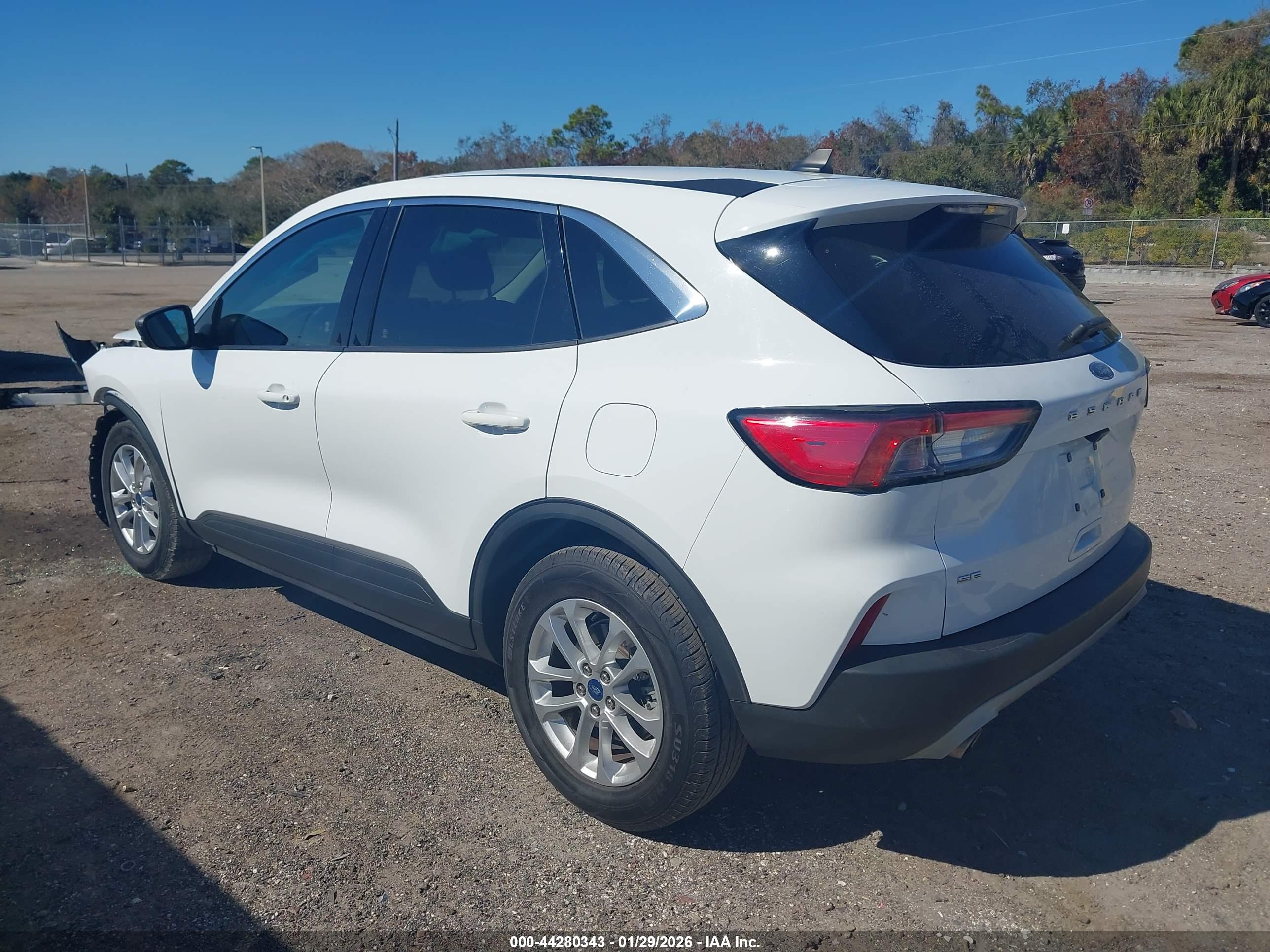 FORD ESCAPE image 3