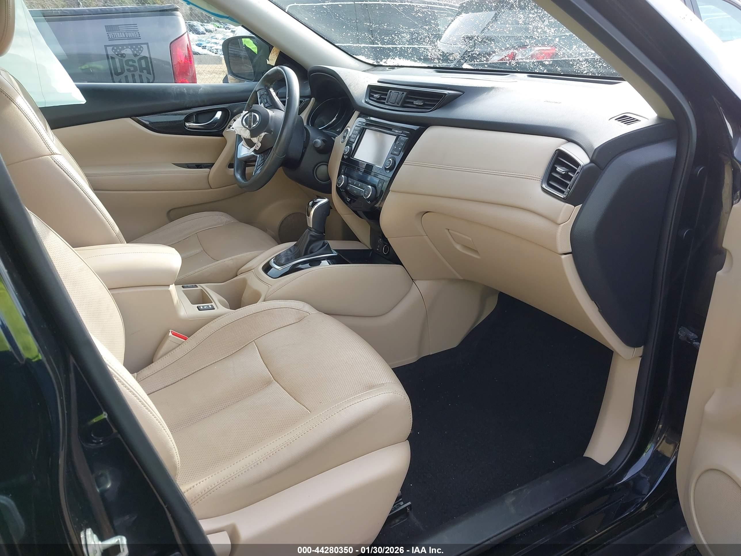 NISSAN ROGUE image 5