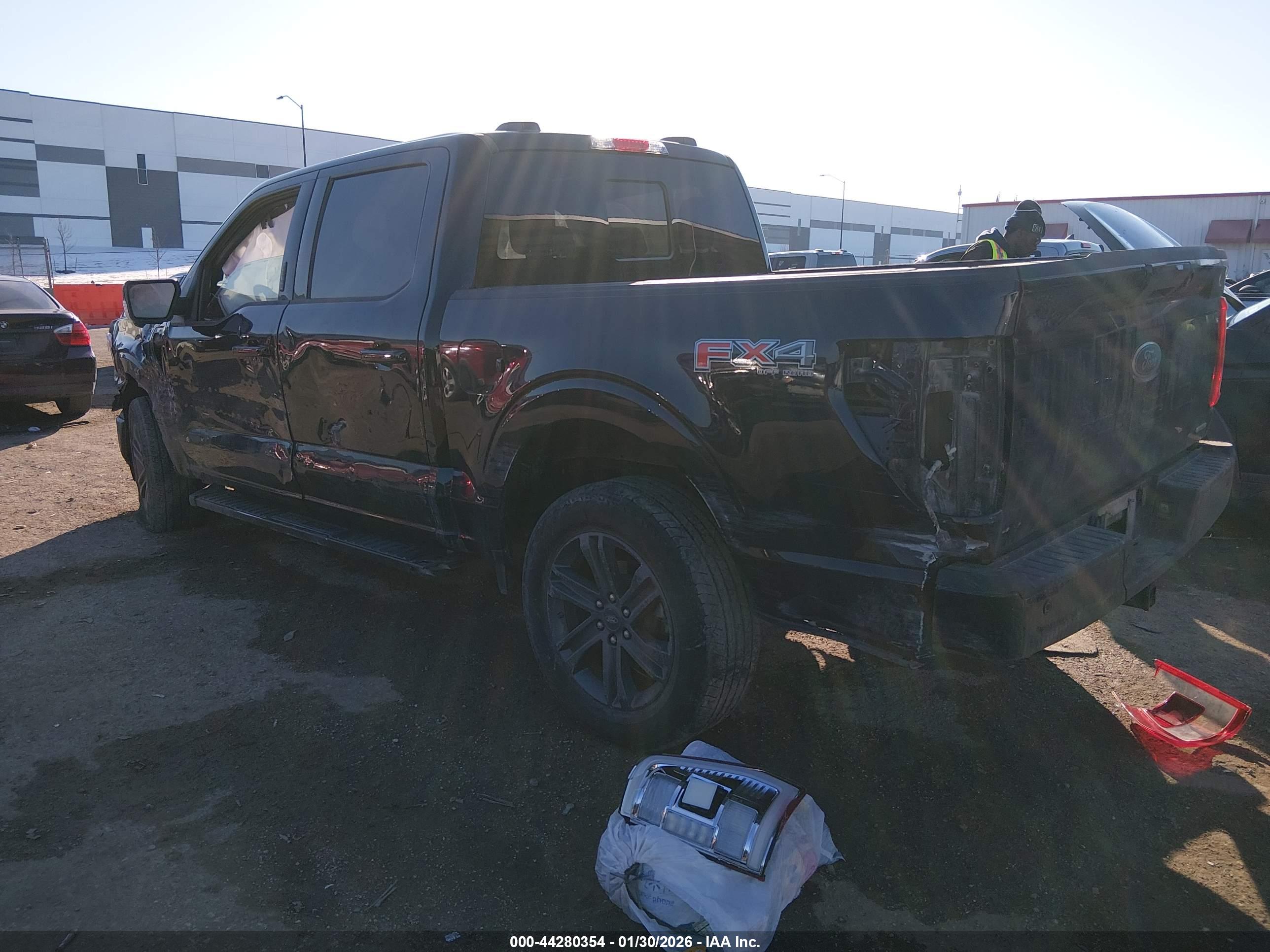 FORD F-150 image 3