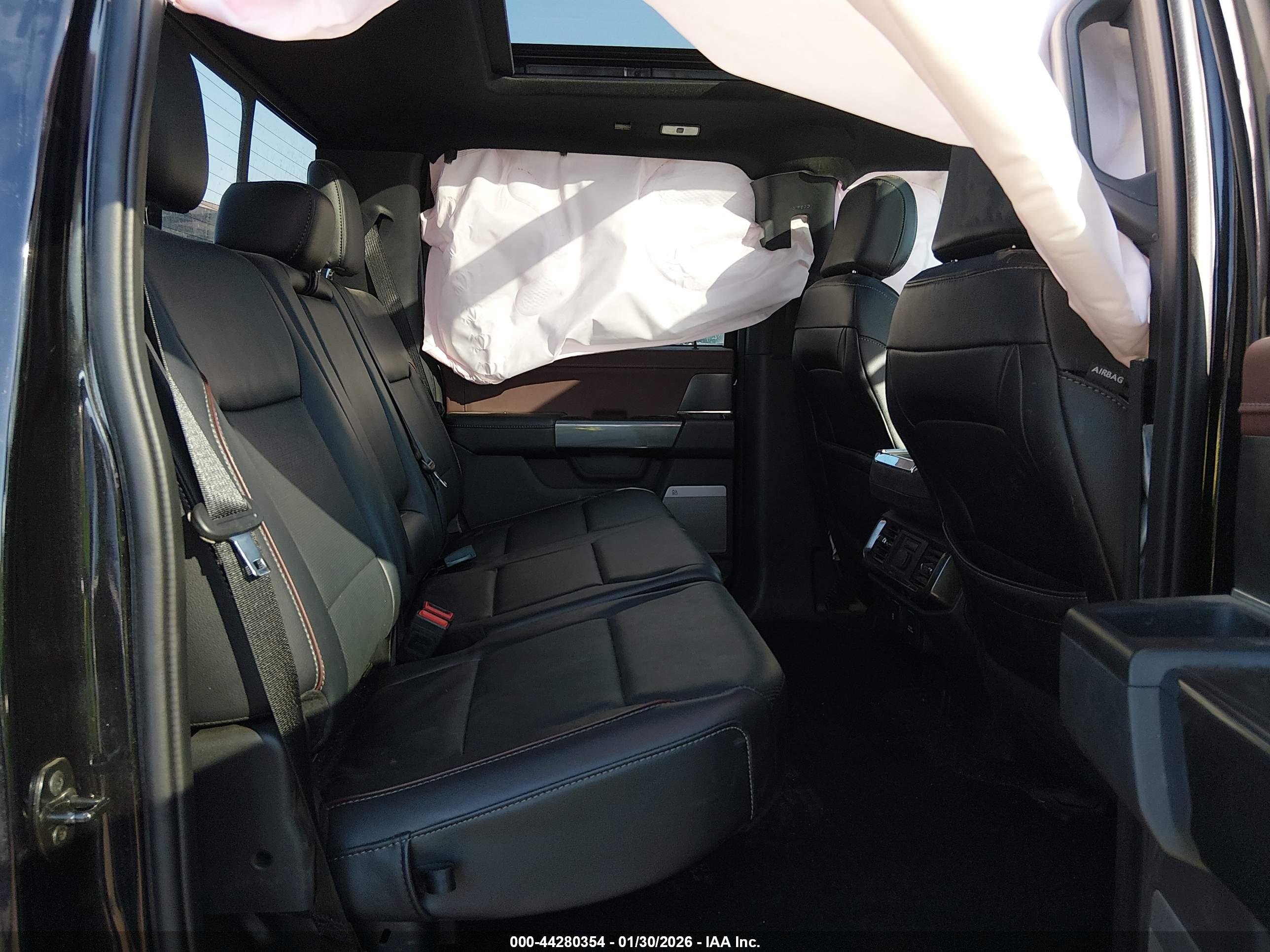 FORD F-150 image 8