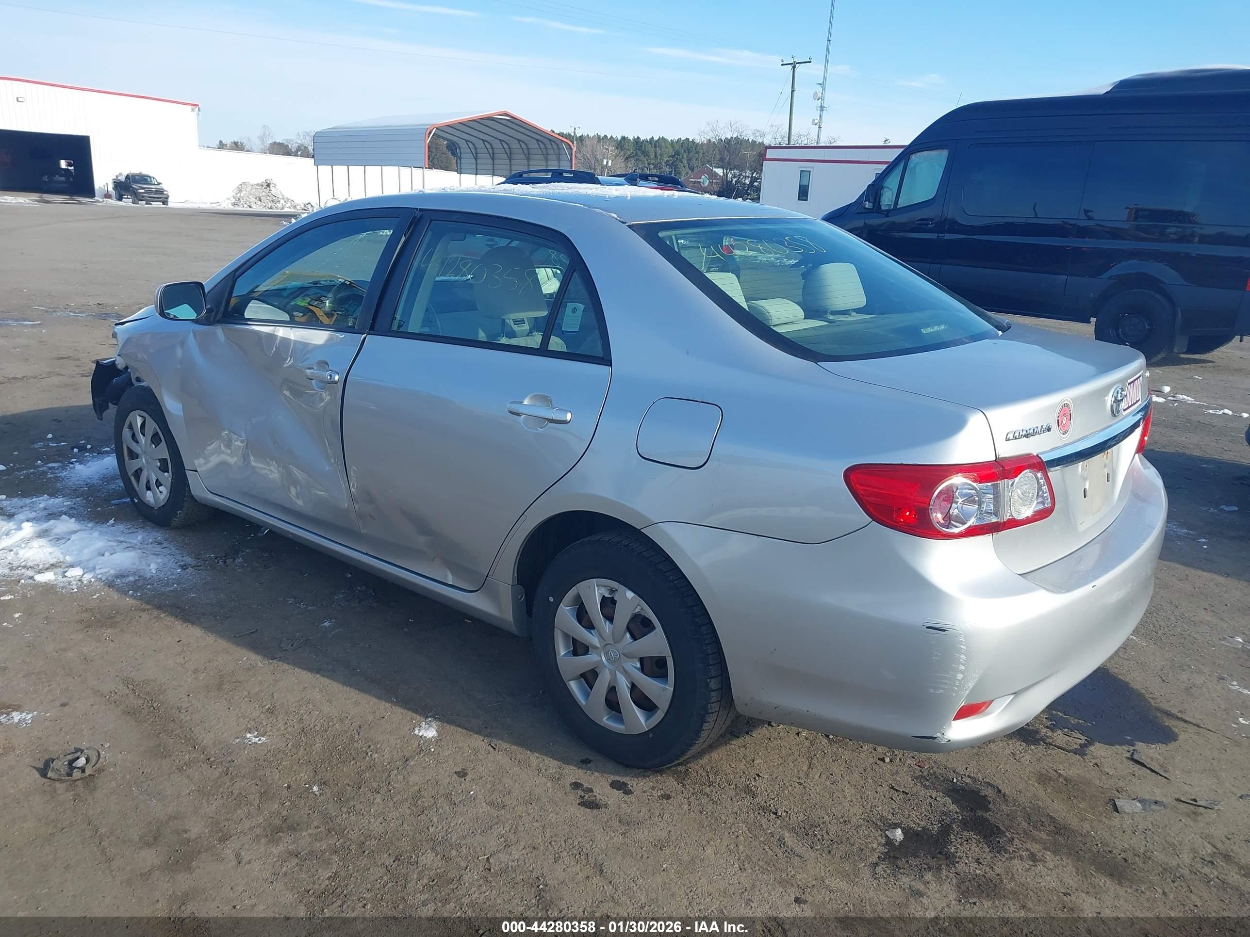 TOYOTA COROLLA image 3