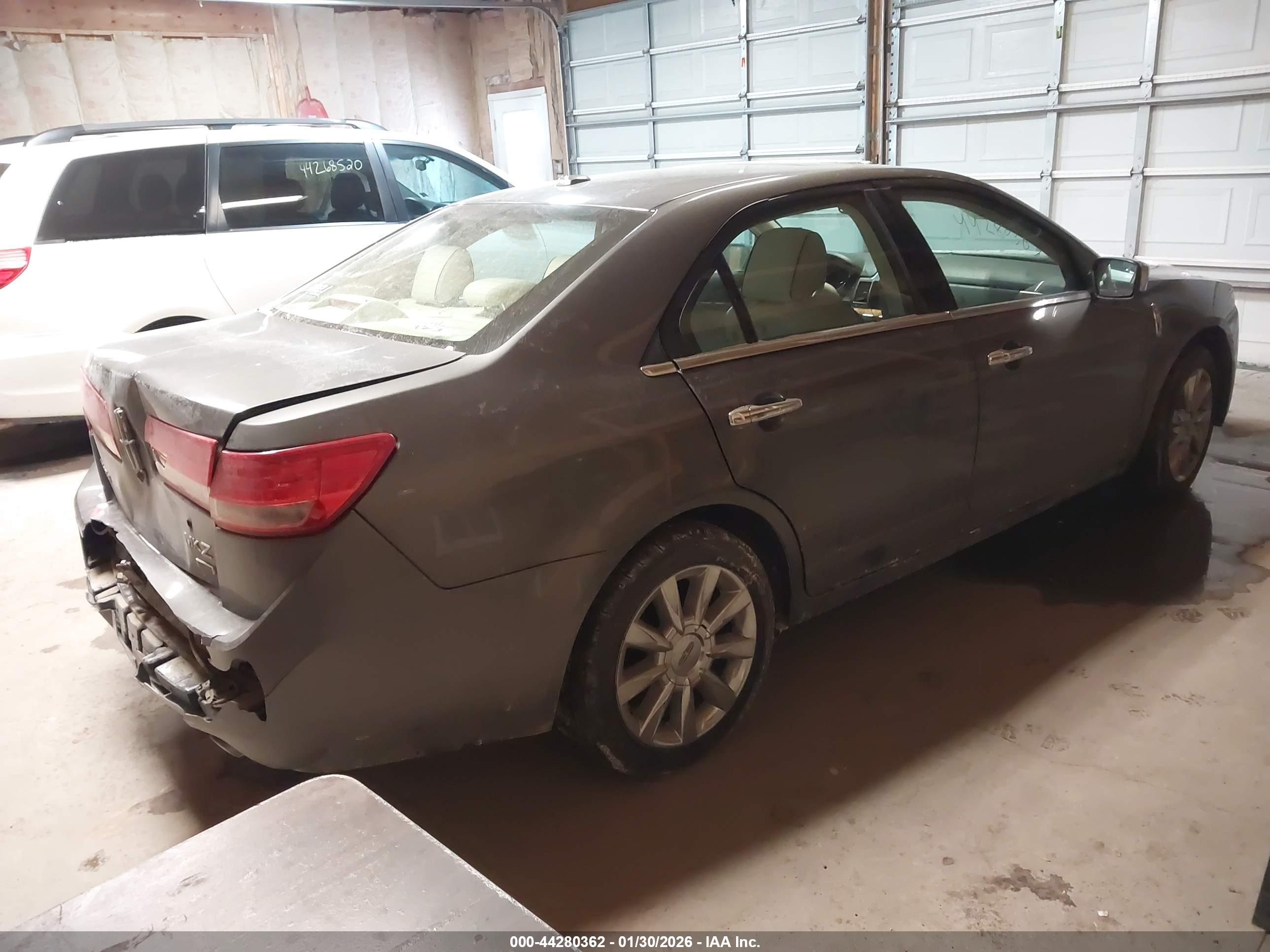 LINCOLN MKZ image 4