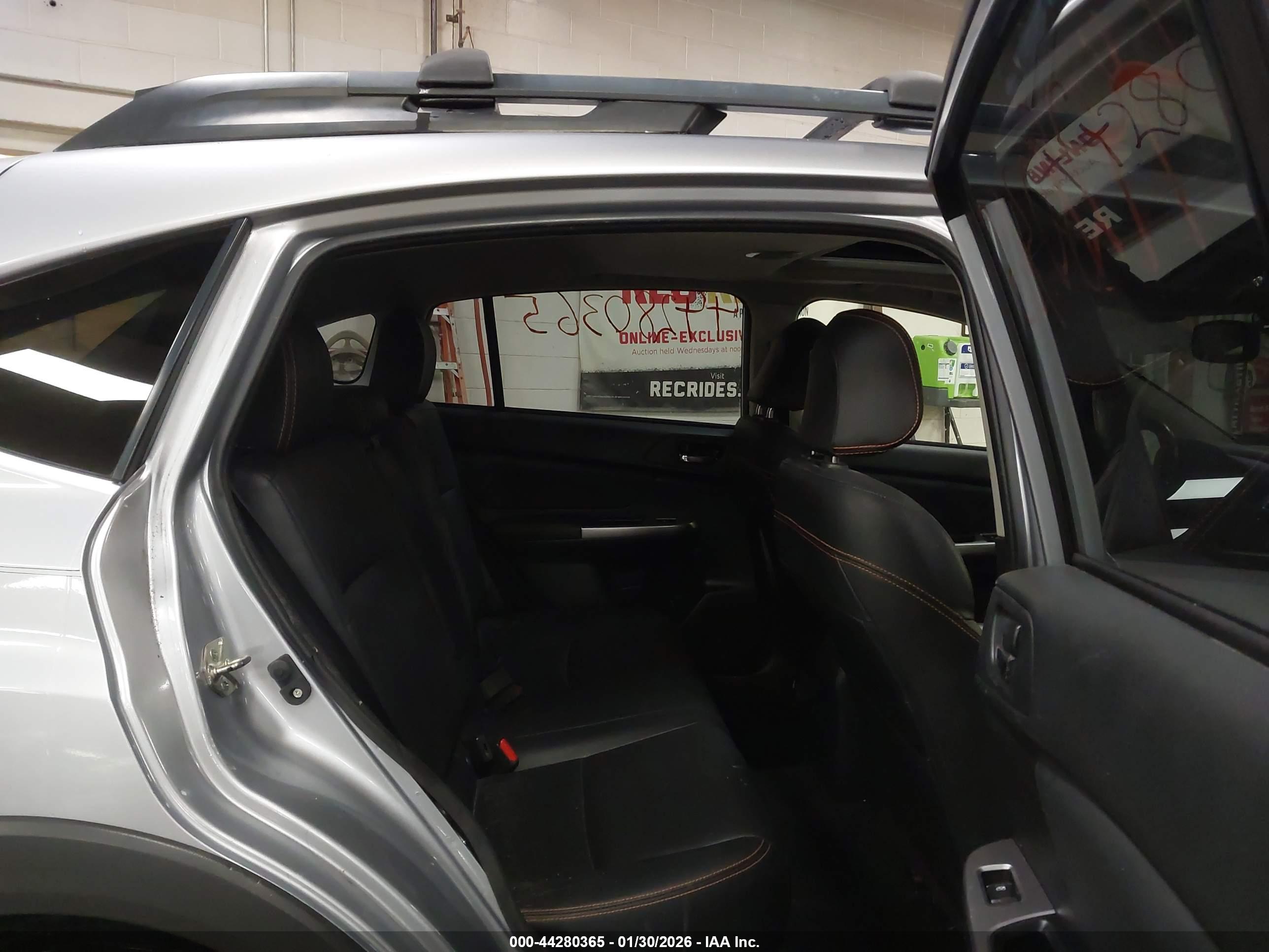 SUBARU CROSSTREK image 8