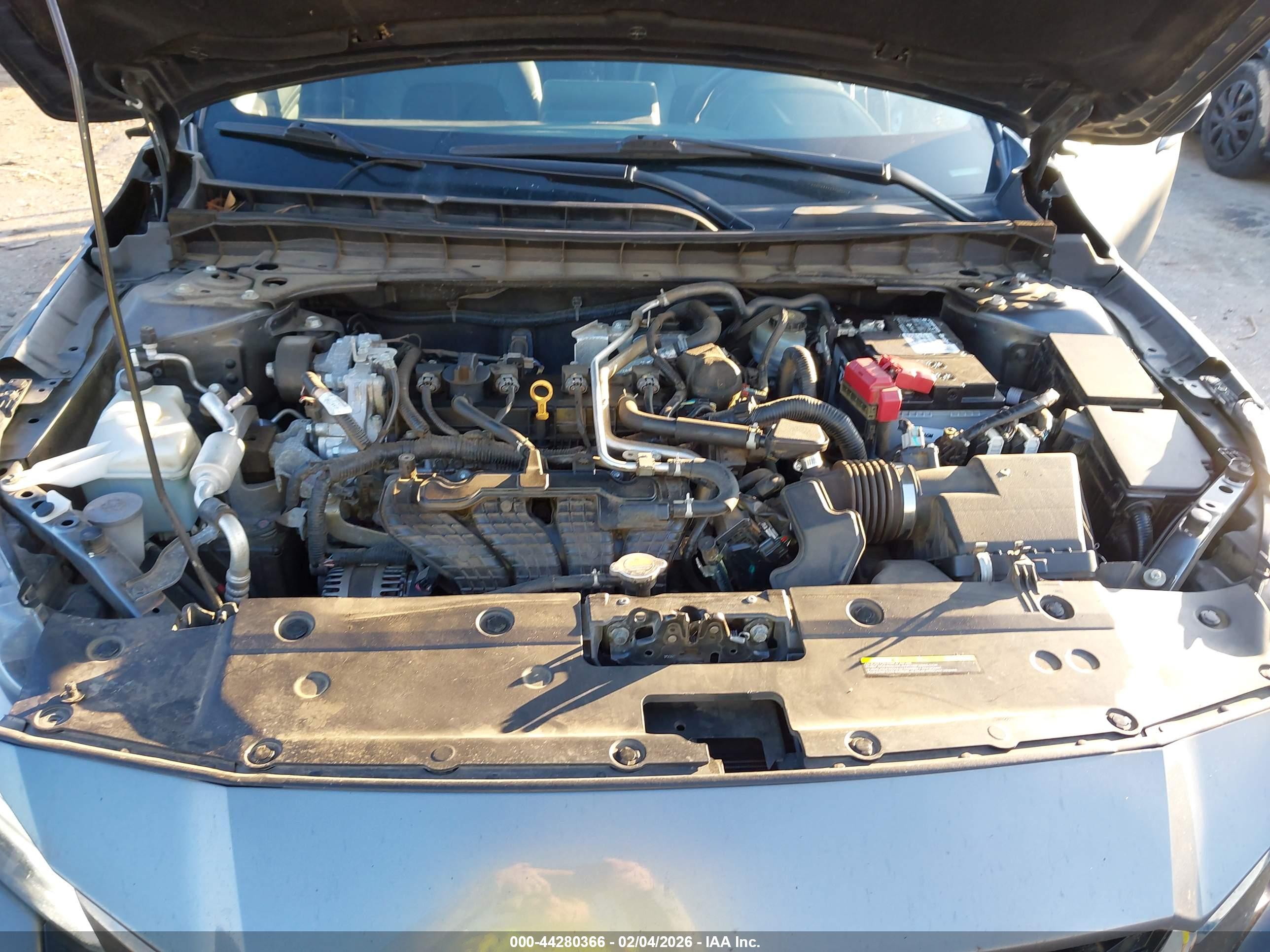 NISSAN ALTIMA image 10