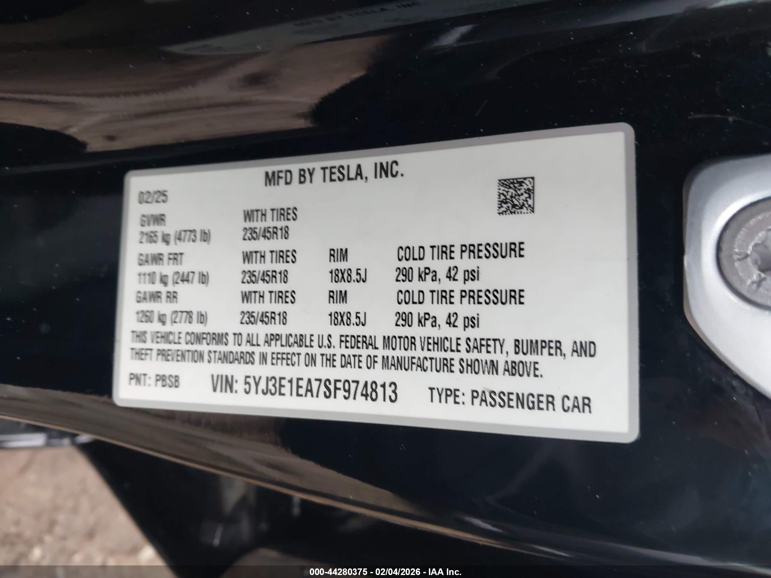 TESLA MODEL image 9