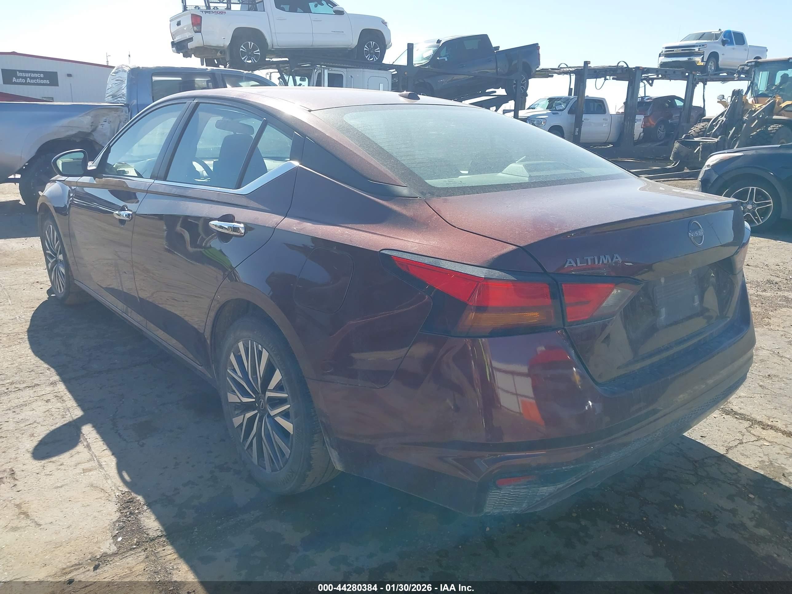 NISSAN ALTIMA image 3