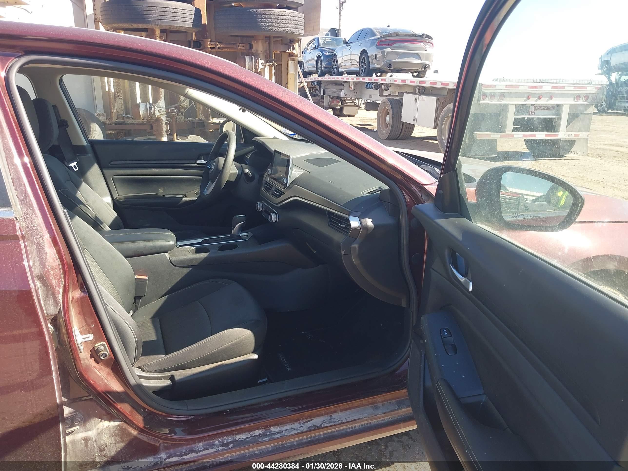 NISSAN ALTIMA image 5