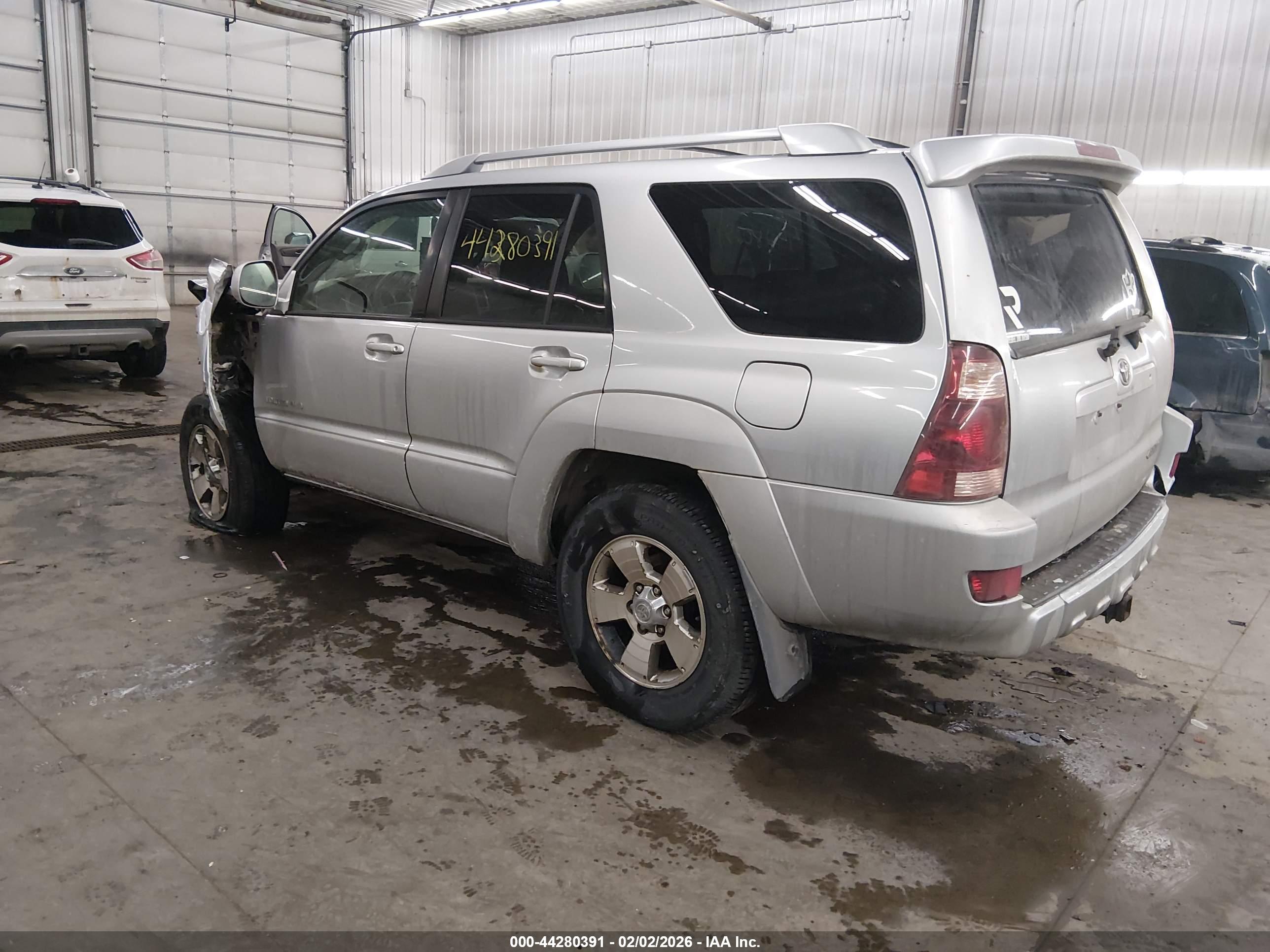 TOYOTA 4RUNNER image 3