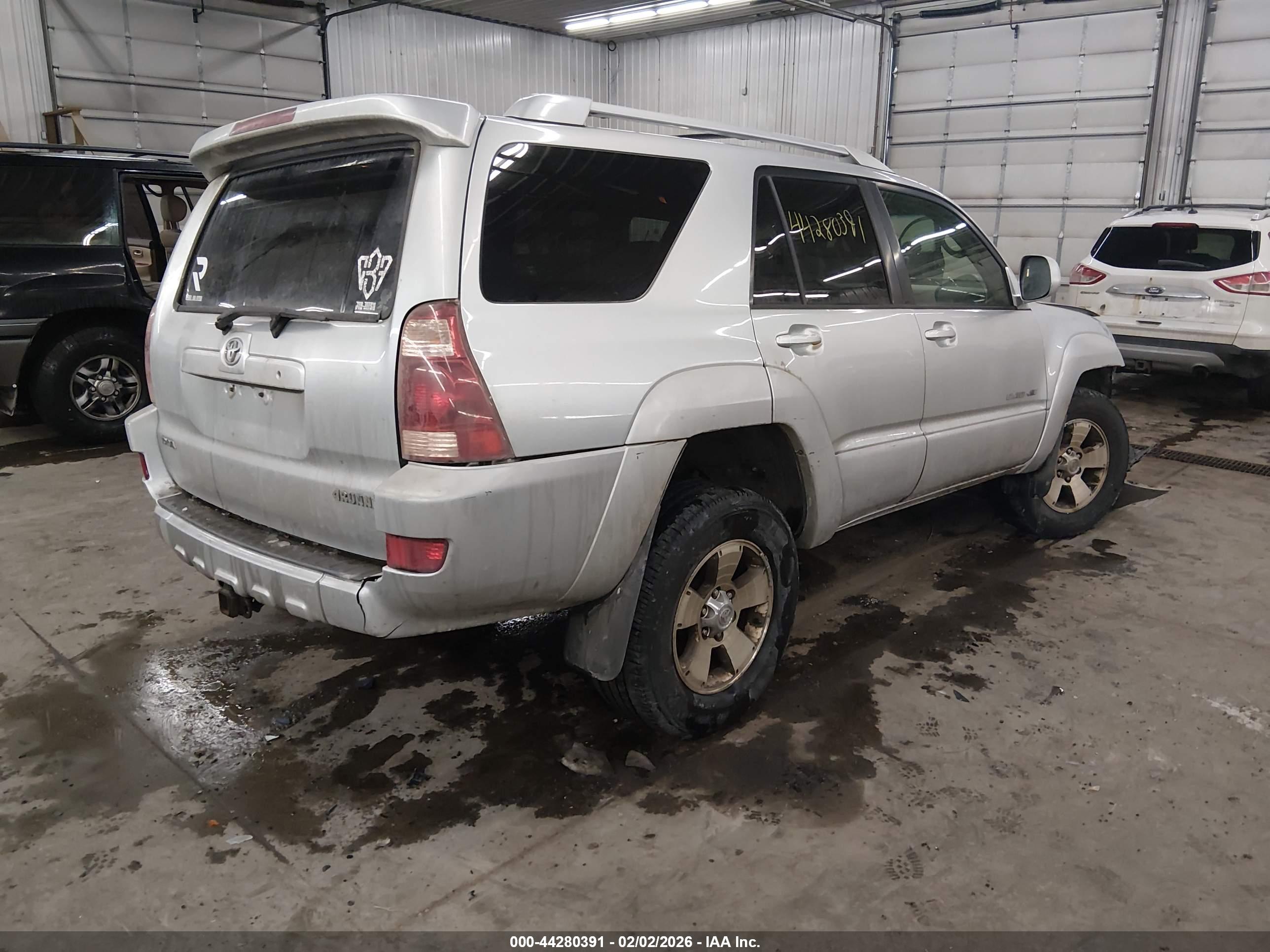 TOYOTA 4RUNNER image 4