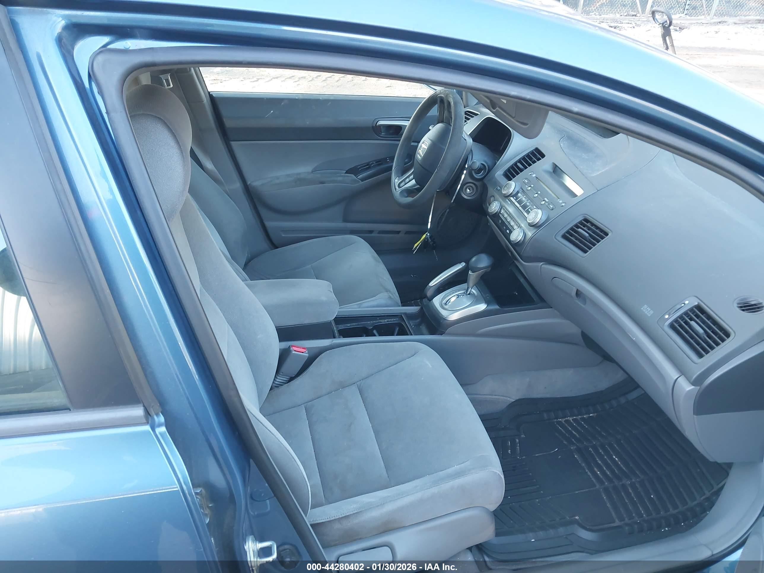 HONDA CIVIC image 5
