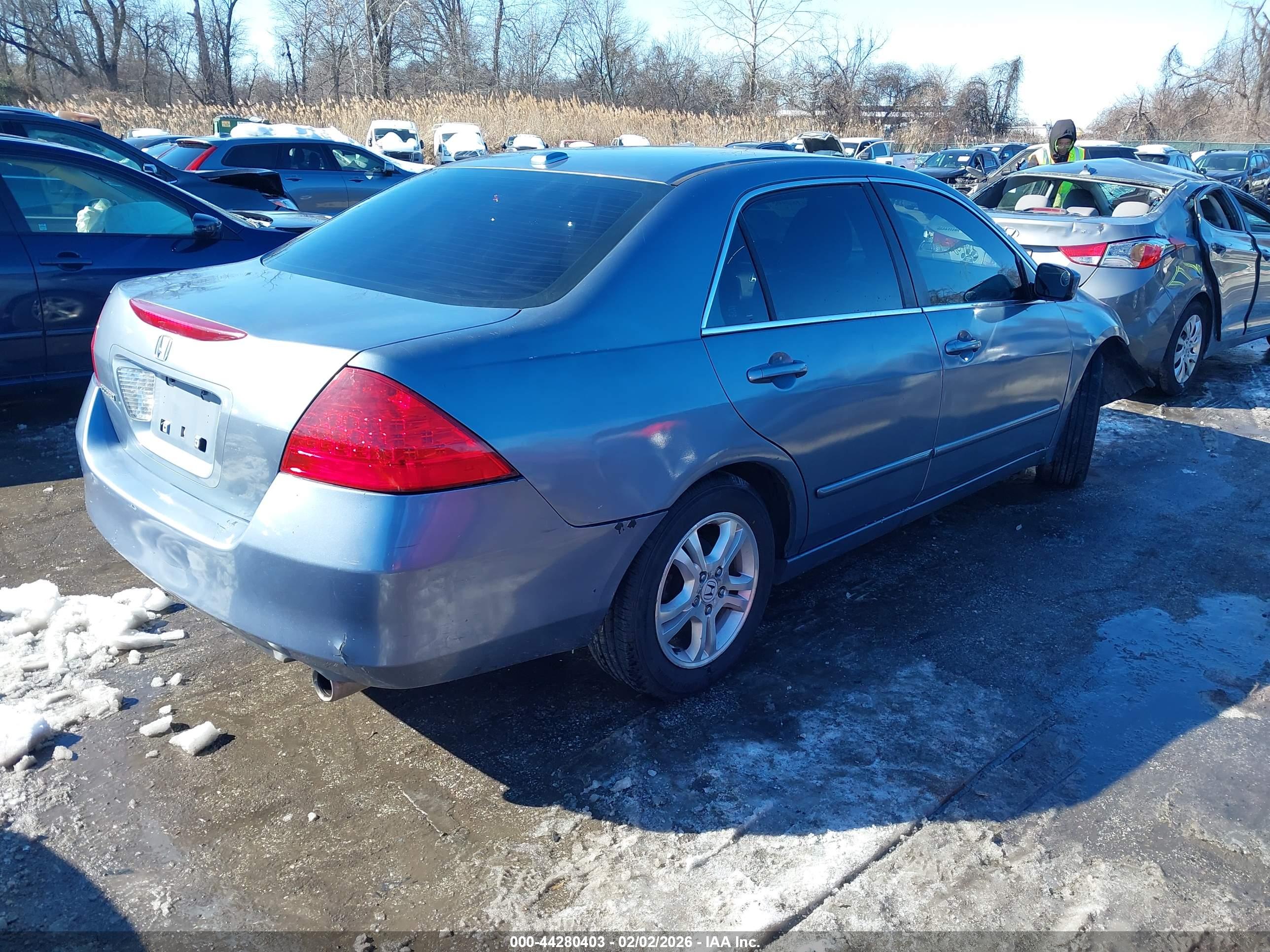 HONDA ACCORD image 4