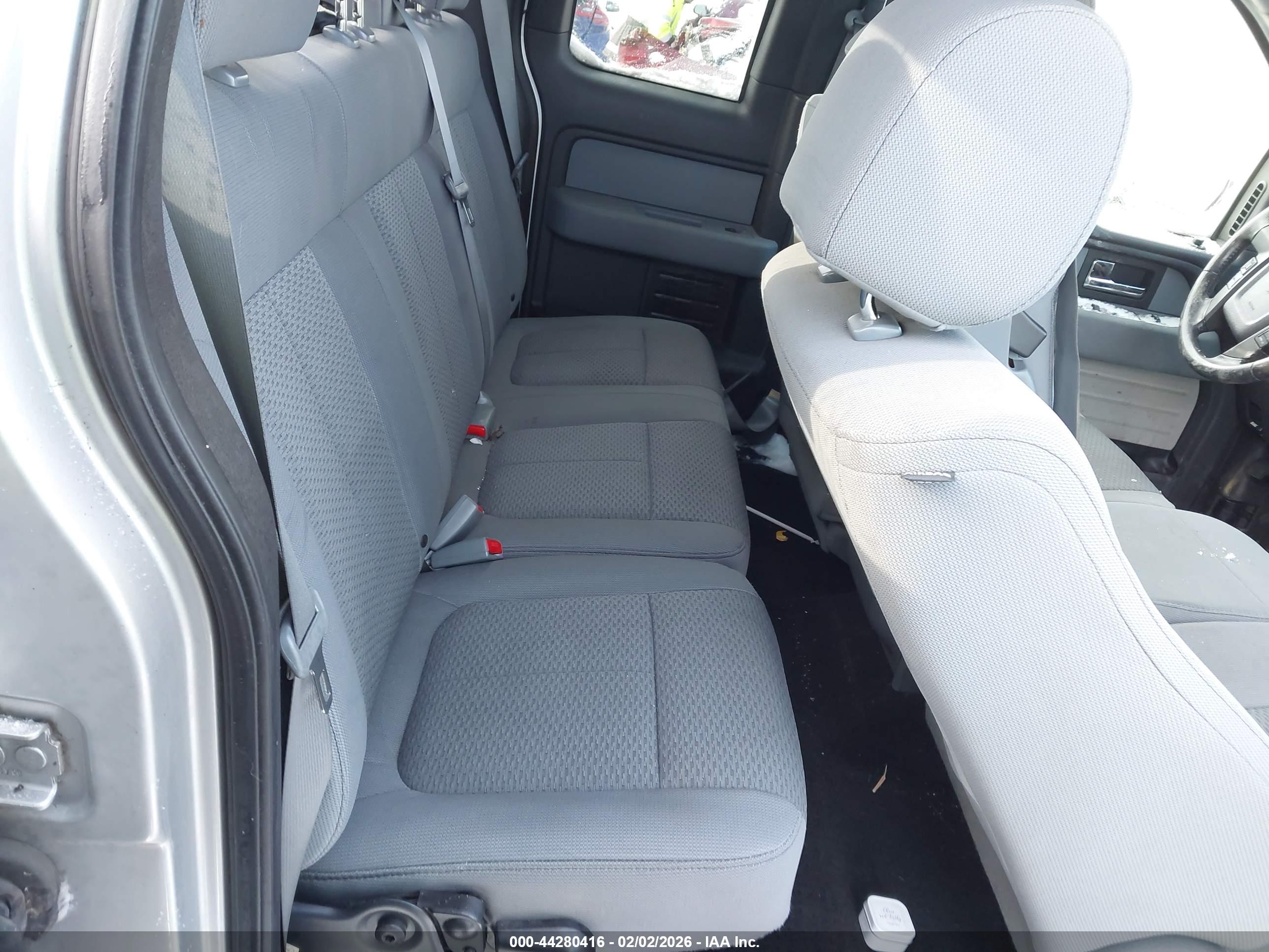 FORD F-150 image 8