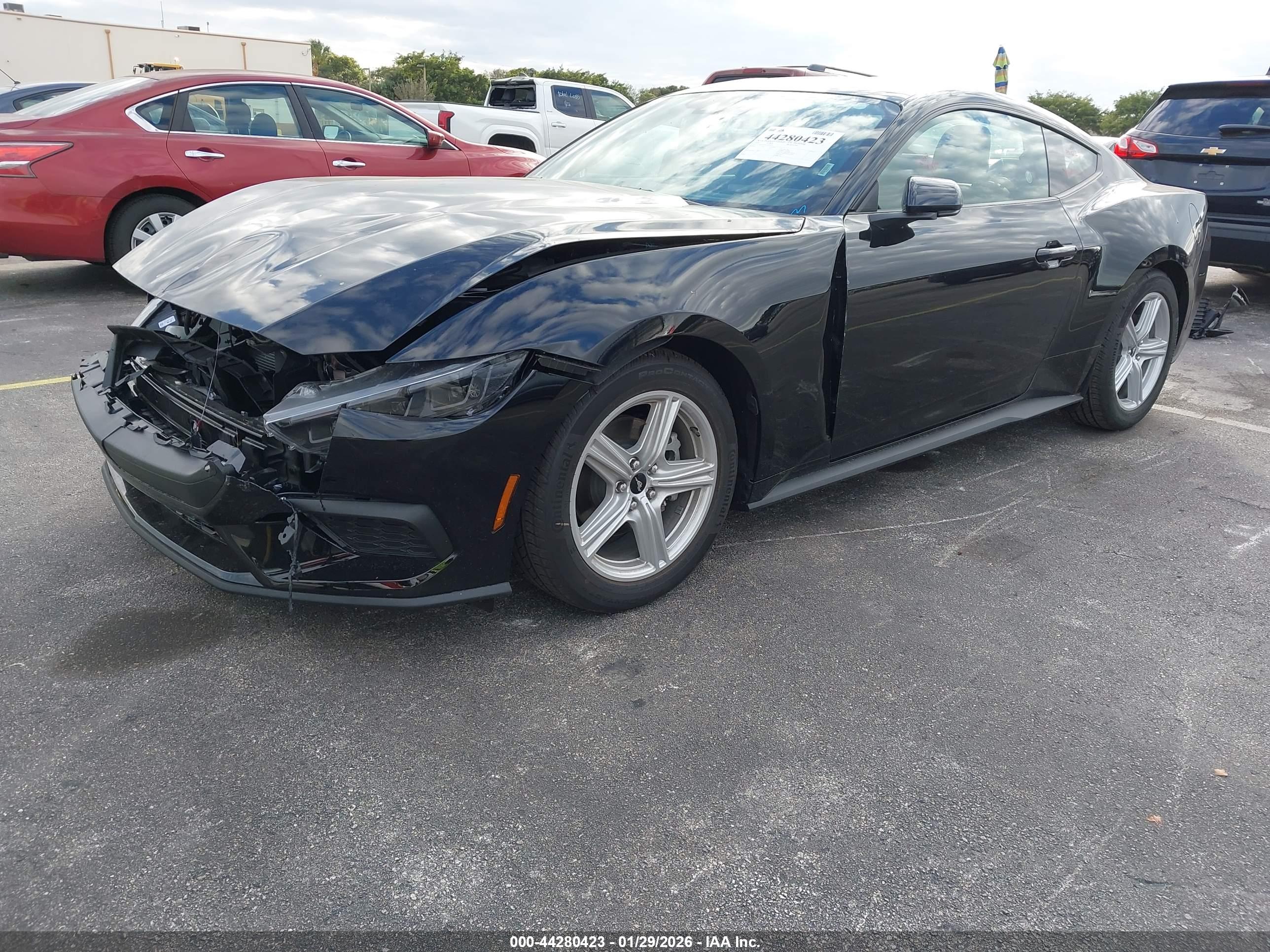 FORD MUSTANG image 6