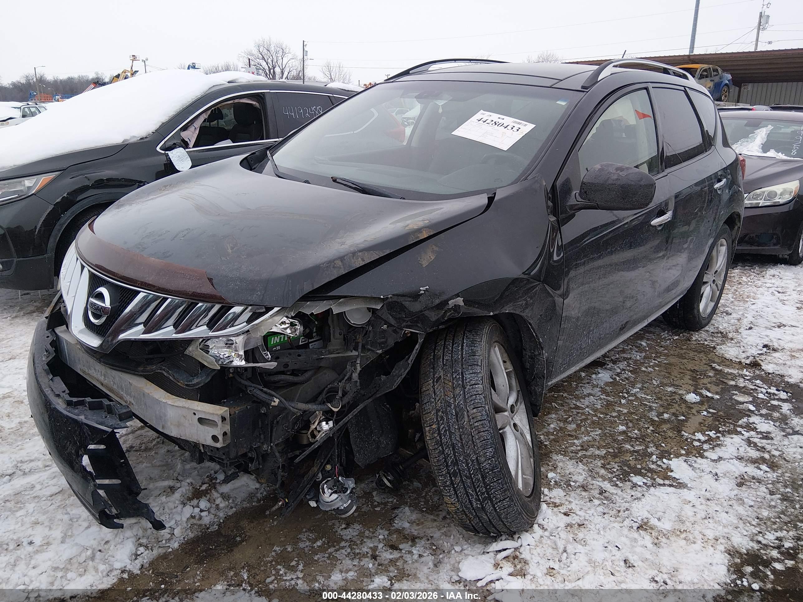 NISSAN MURANO image 2