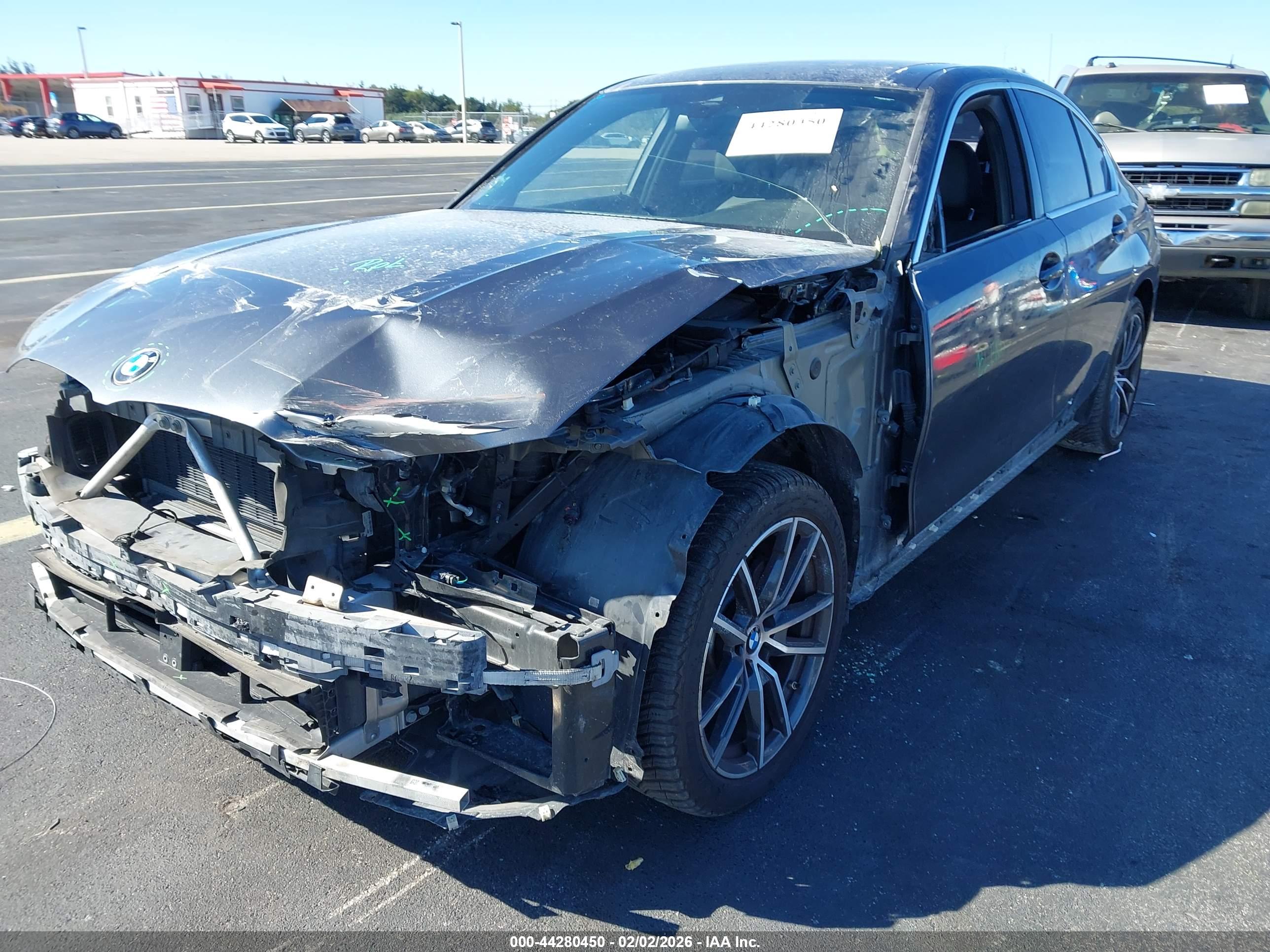 BMW 330I image 6