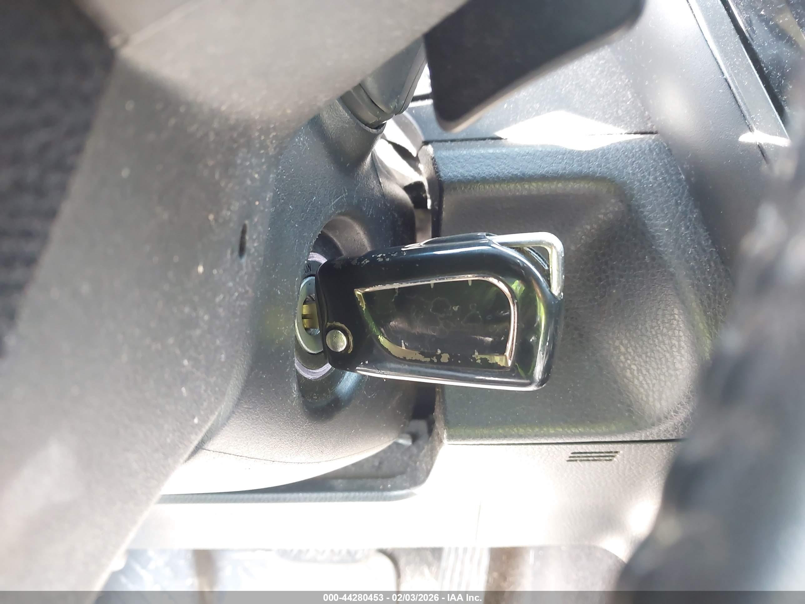 TOYOTA CAMRY image 11