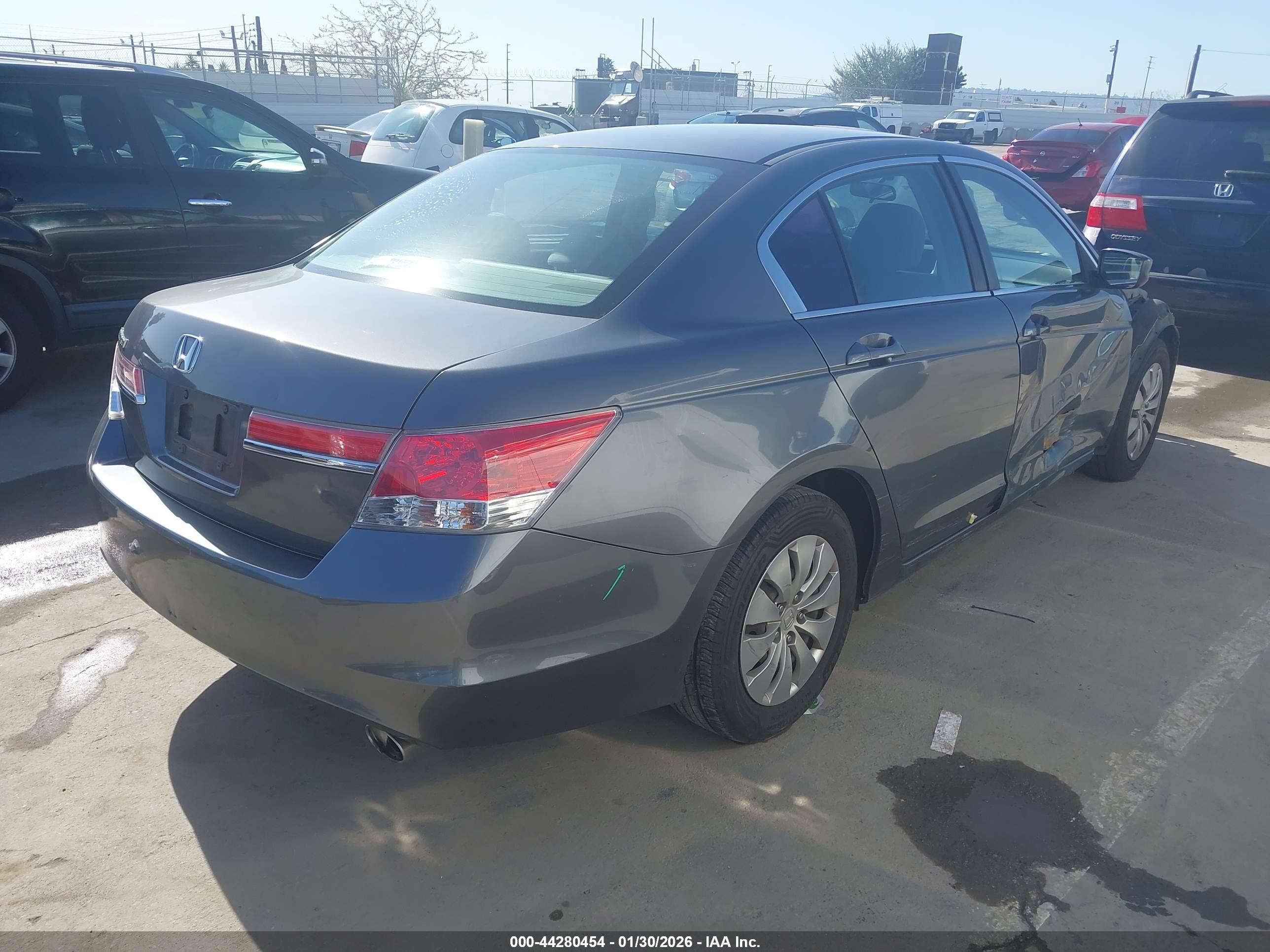 HONDA ACCORD image 4