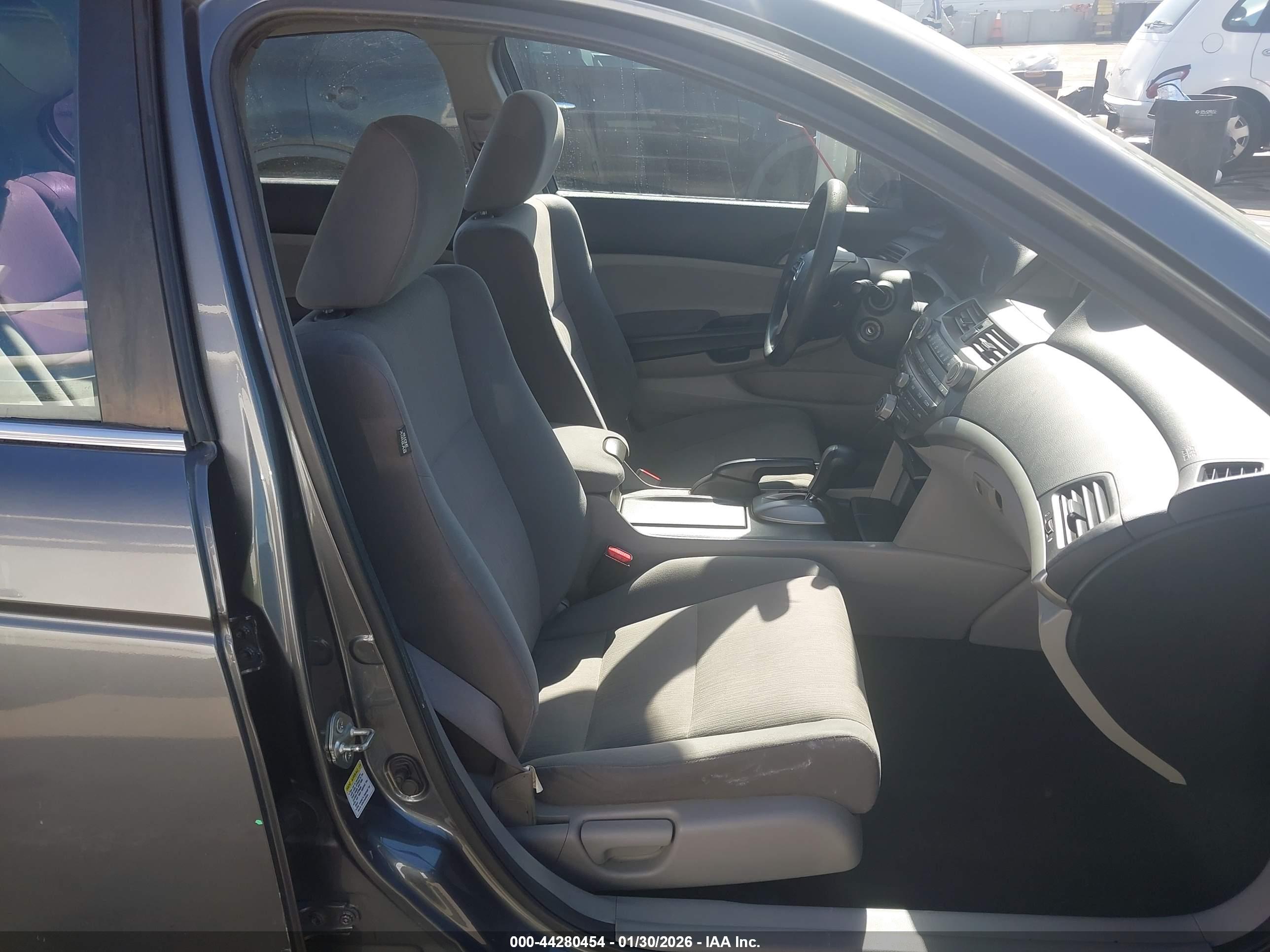 HONDA ACCORD image 5