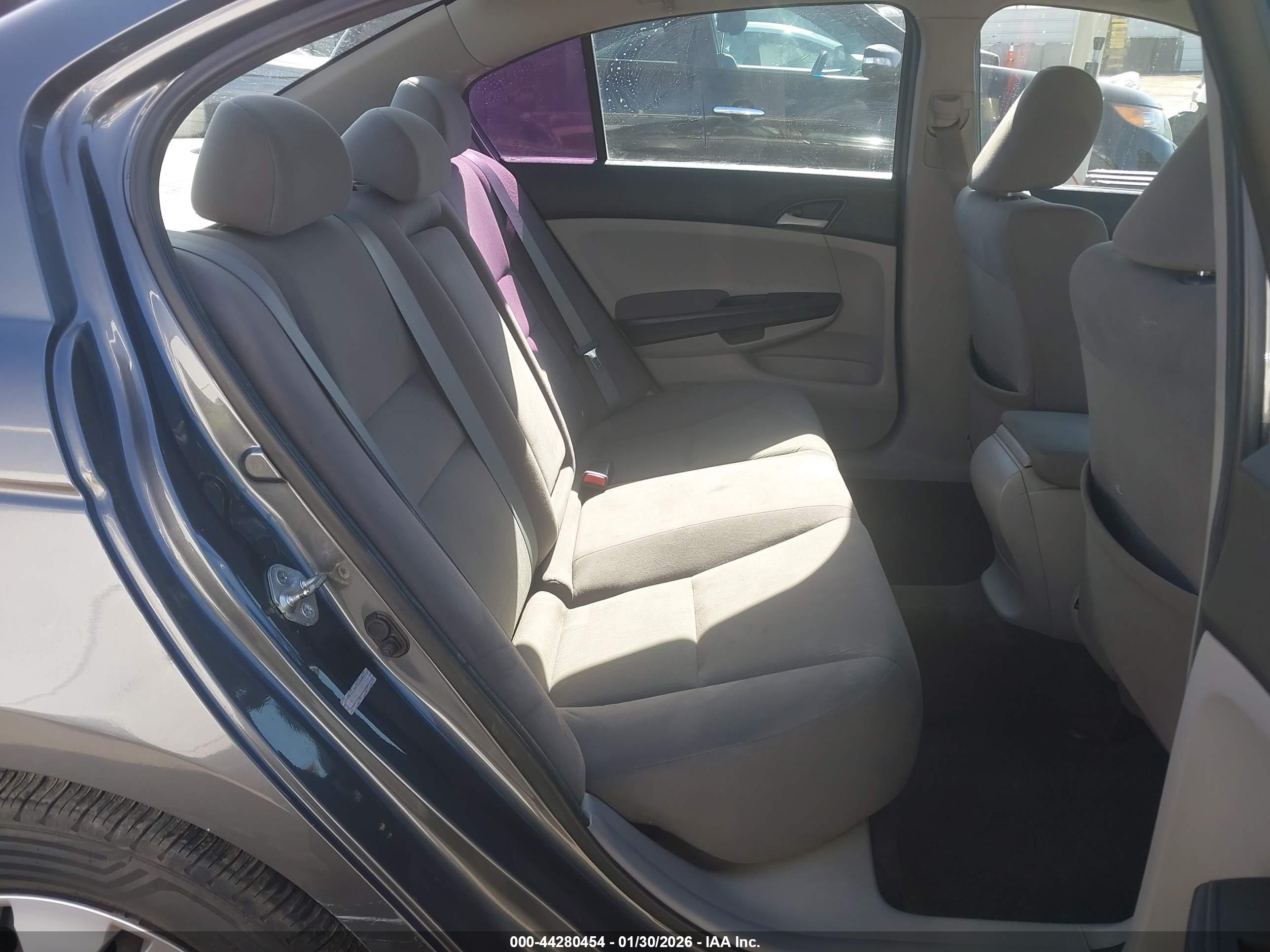 HONDA ACCORD image 8