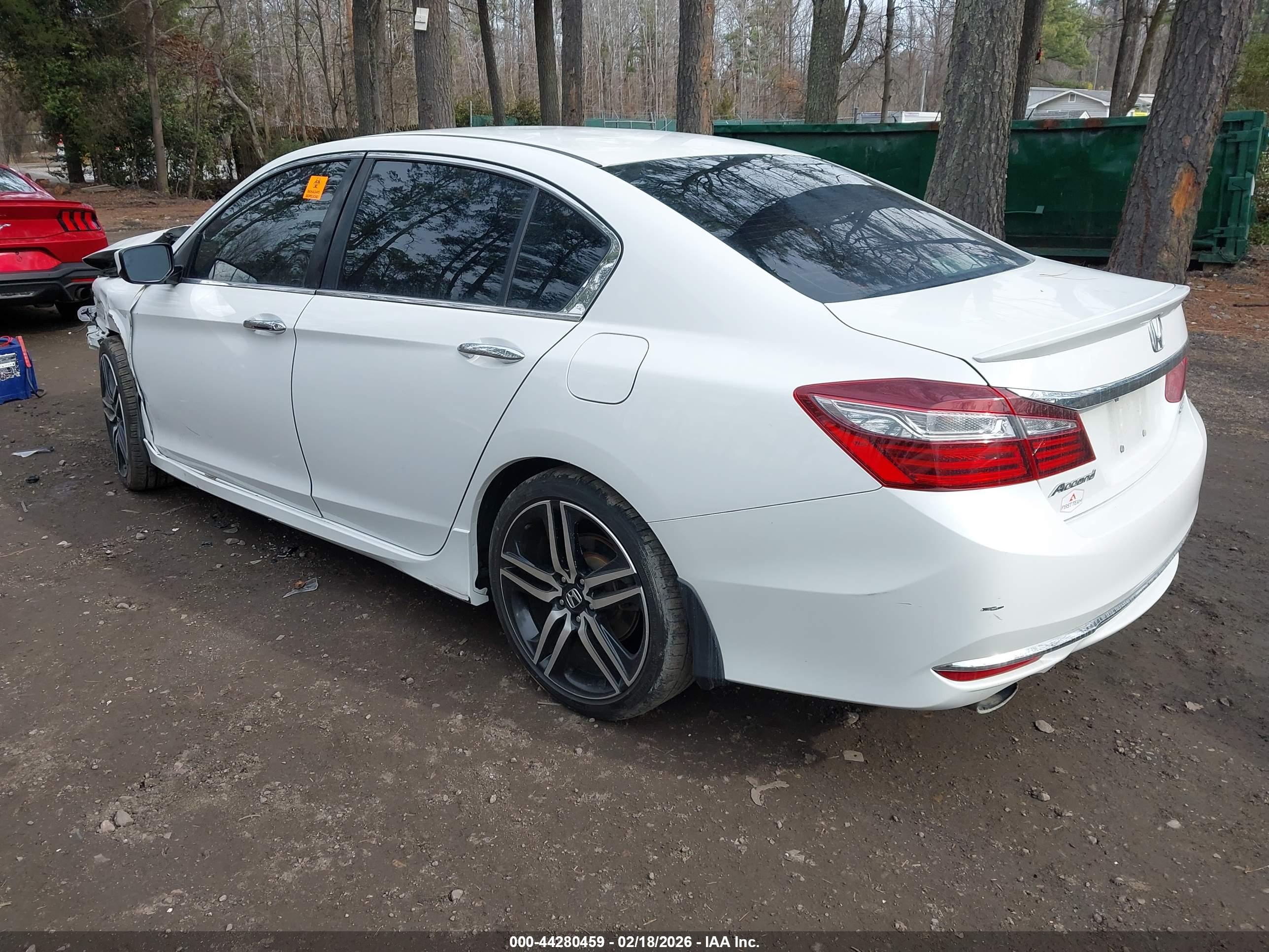 HONDA ACCORD image 3