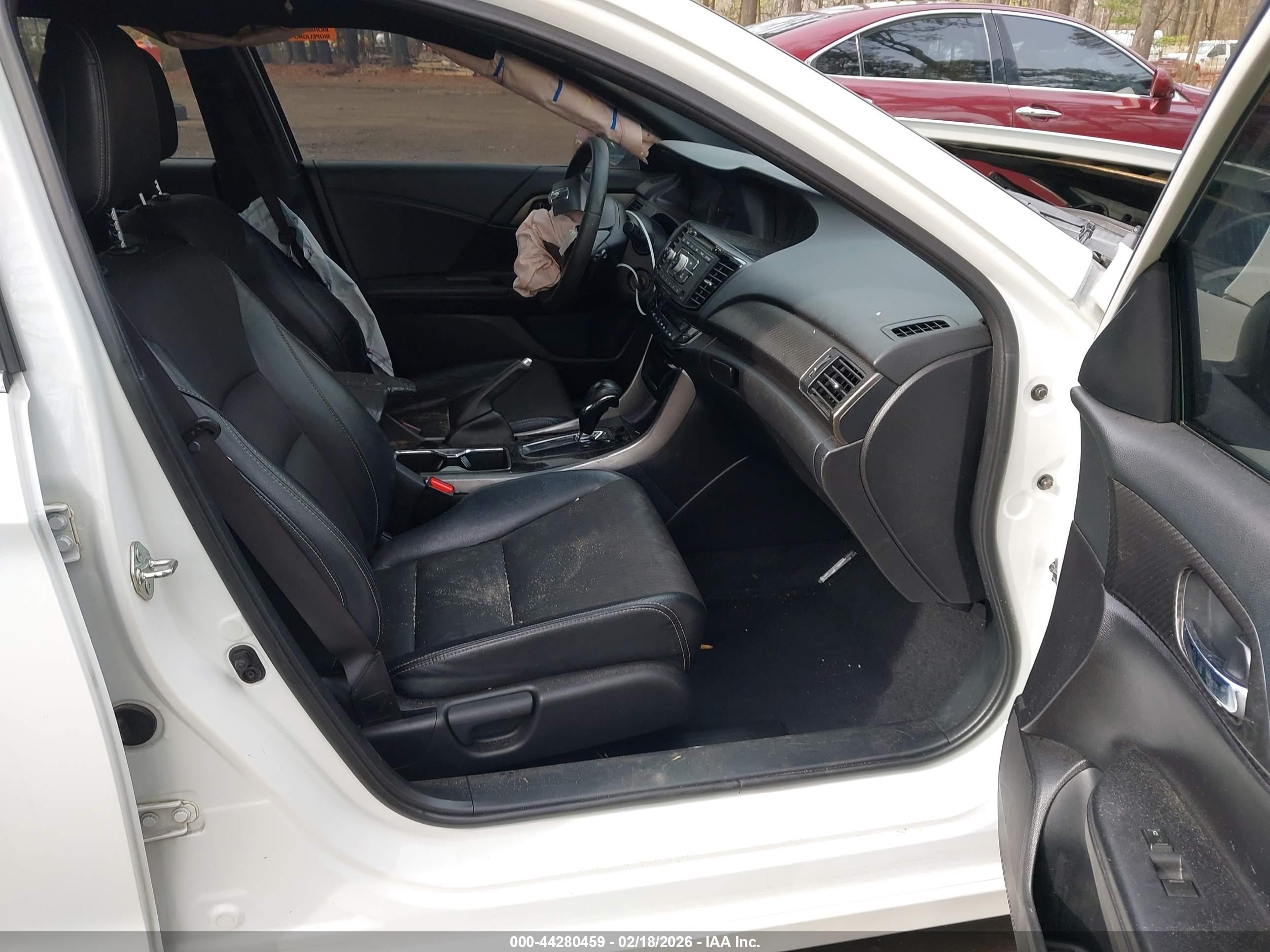 HONDA ACCORD image 5