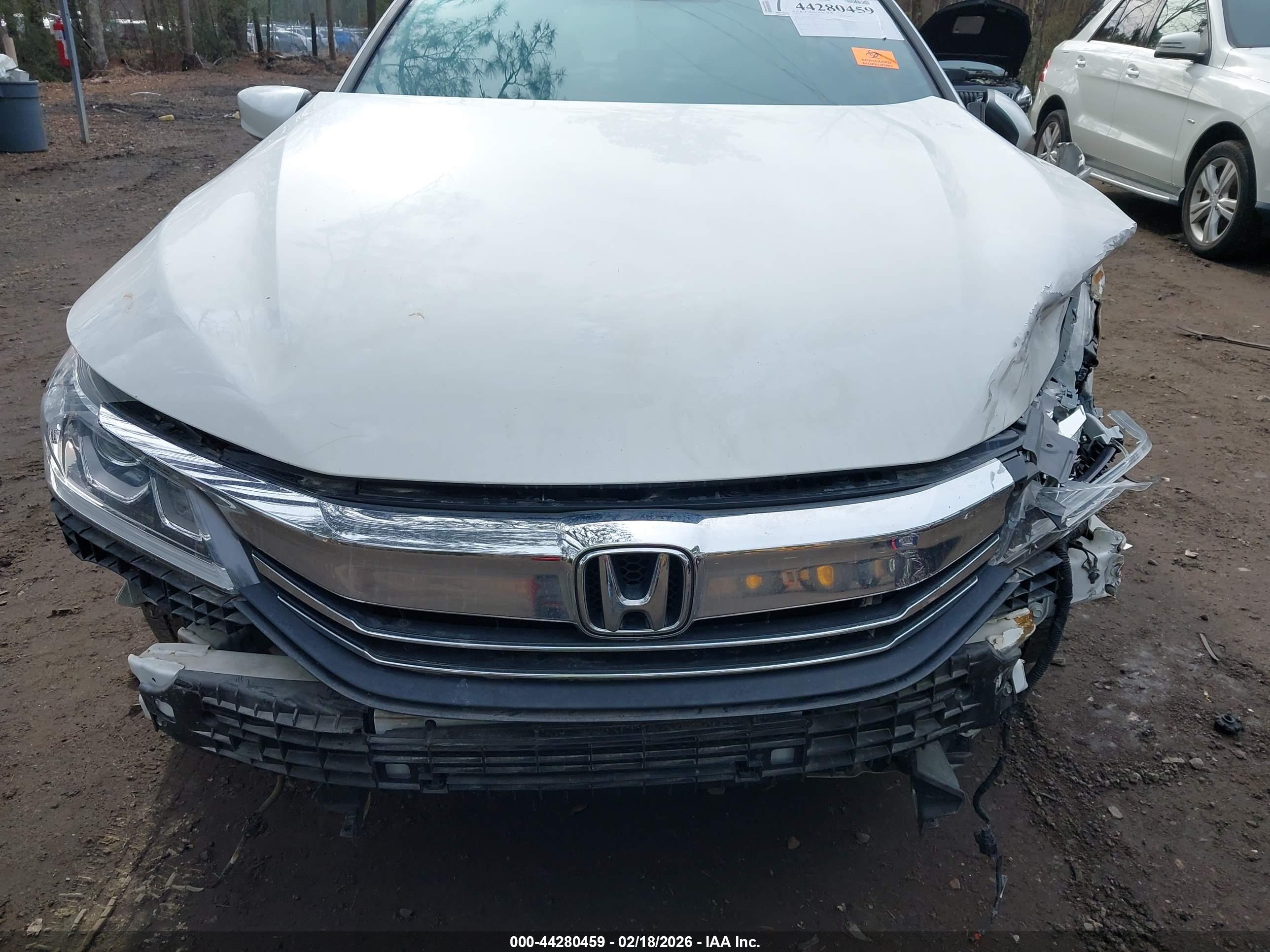 HONDA ACCORD image 6
