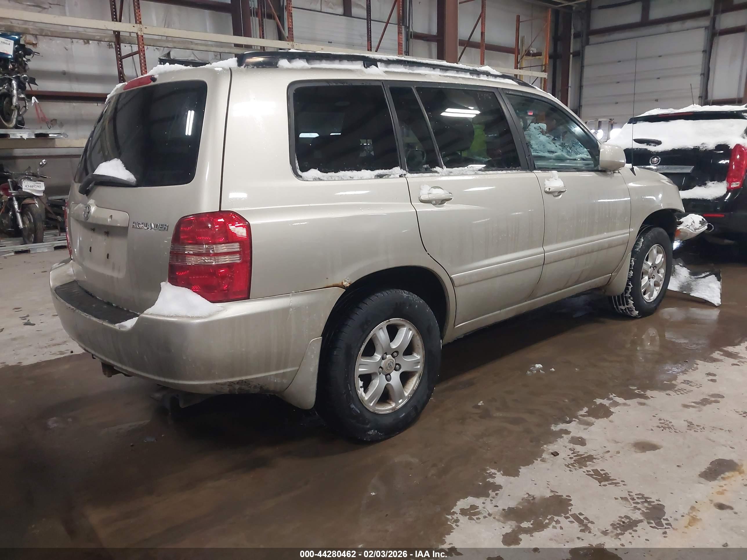 TOYOTA HIGHLANDER image 4