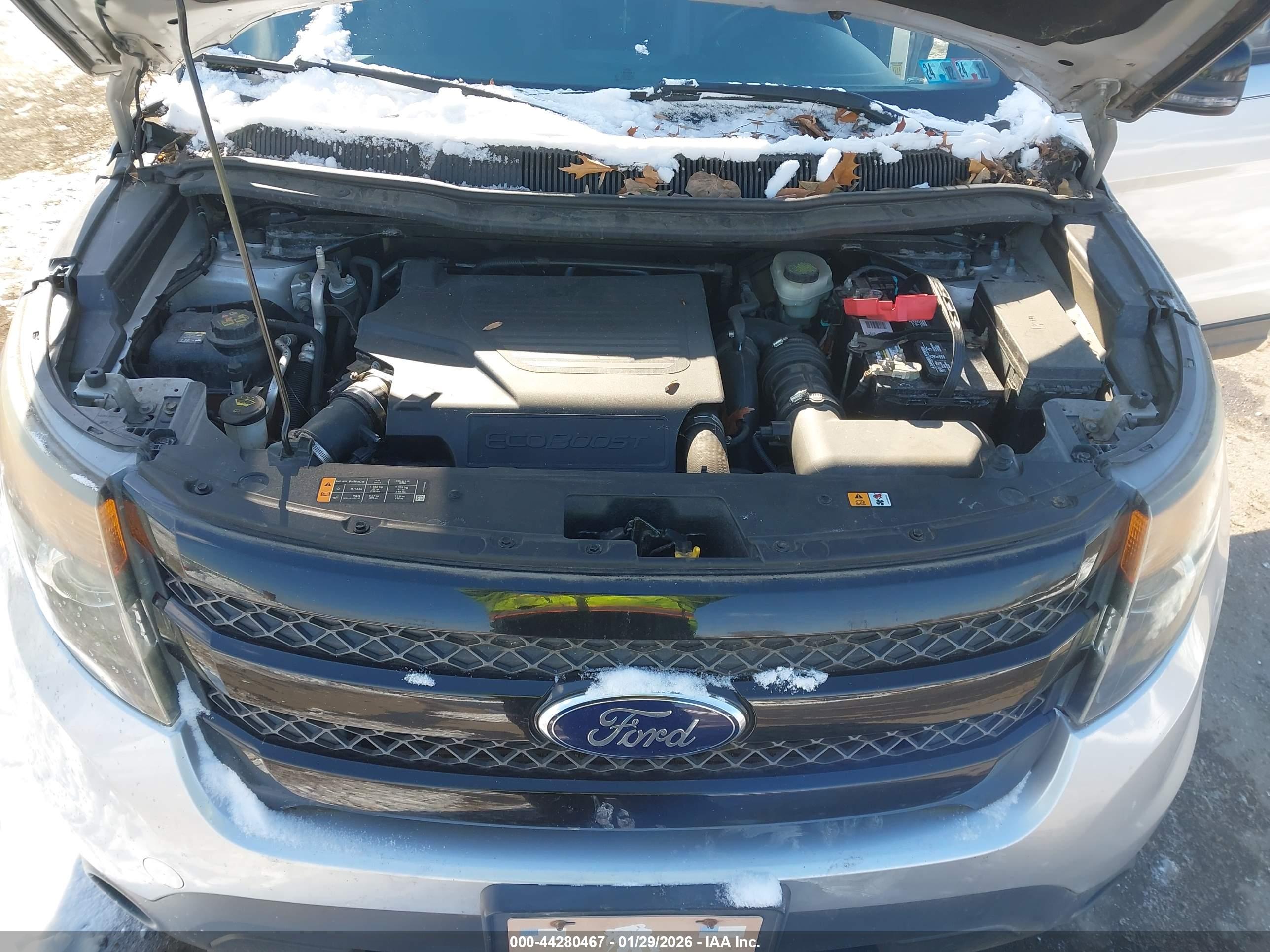 FORD EXPLORER image 10
