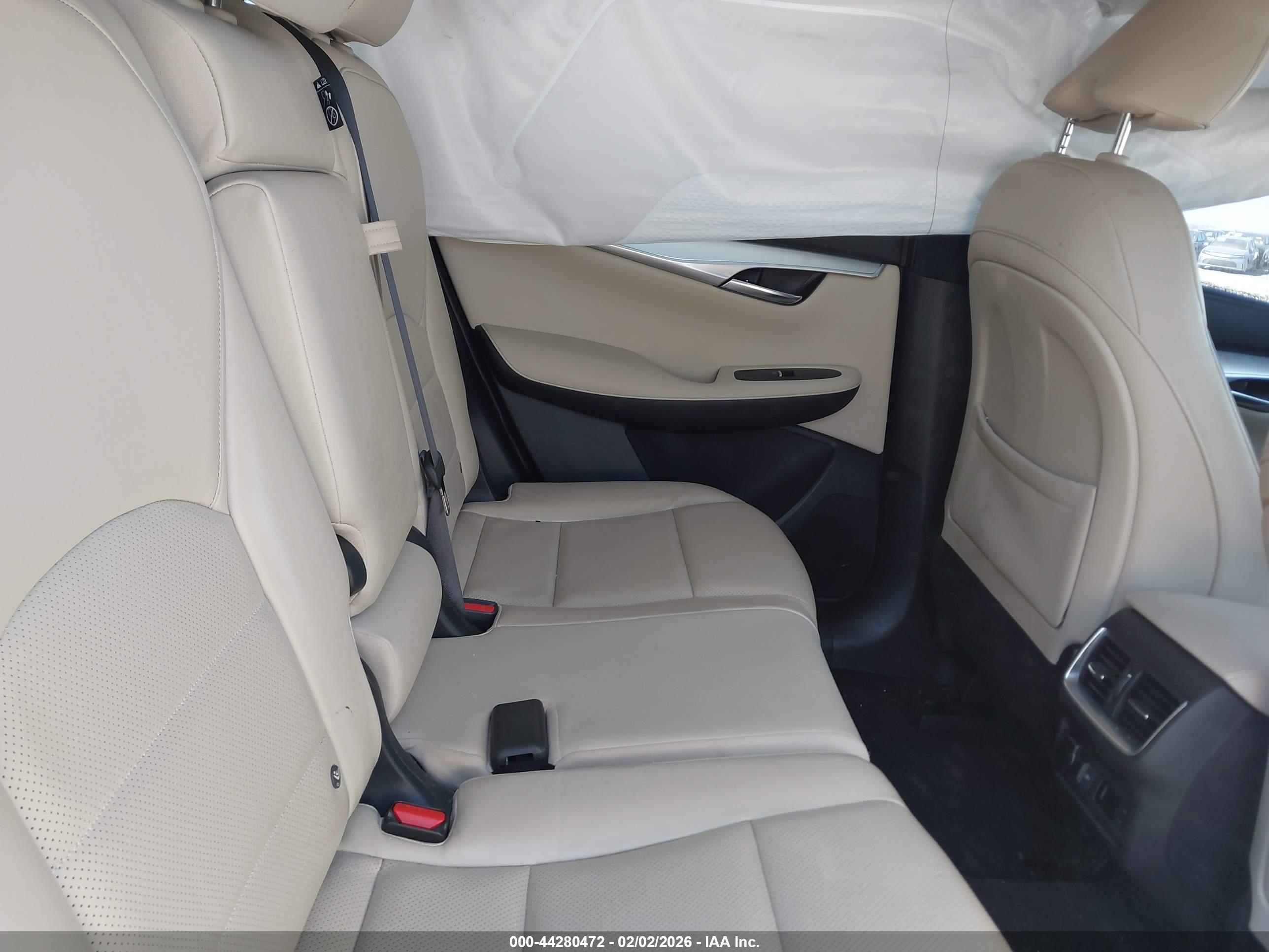 INFINITI QX50 image 8