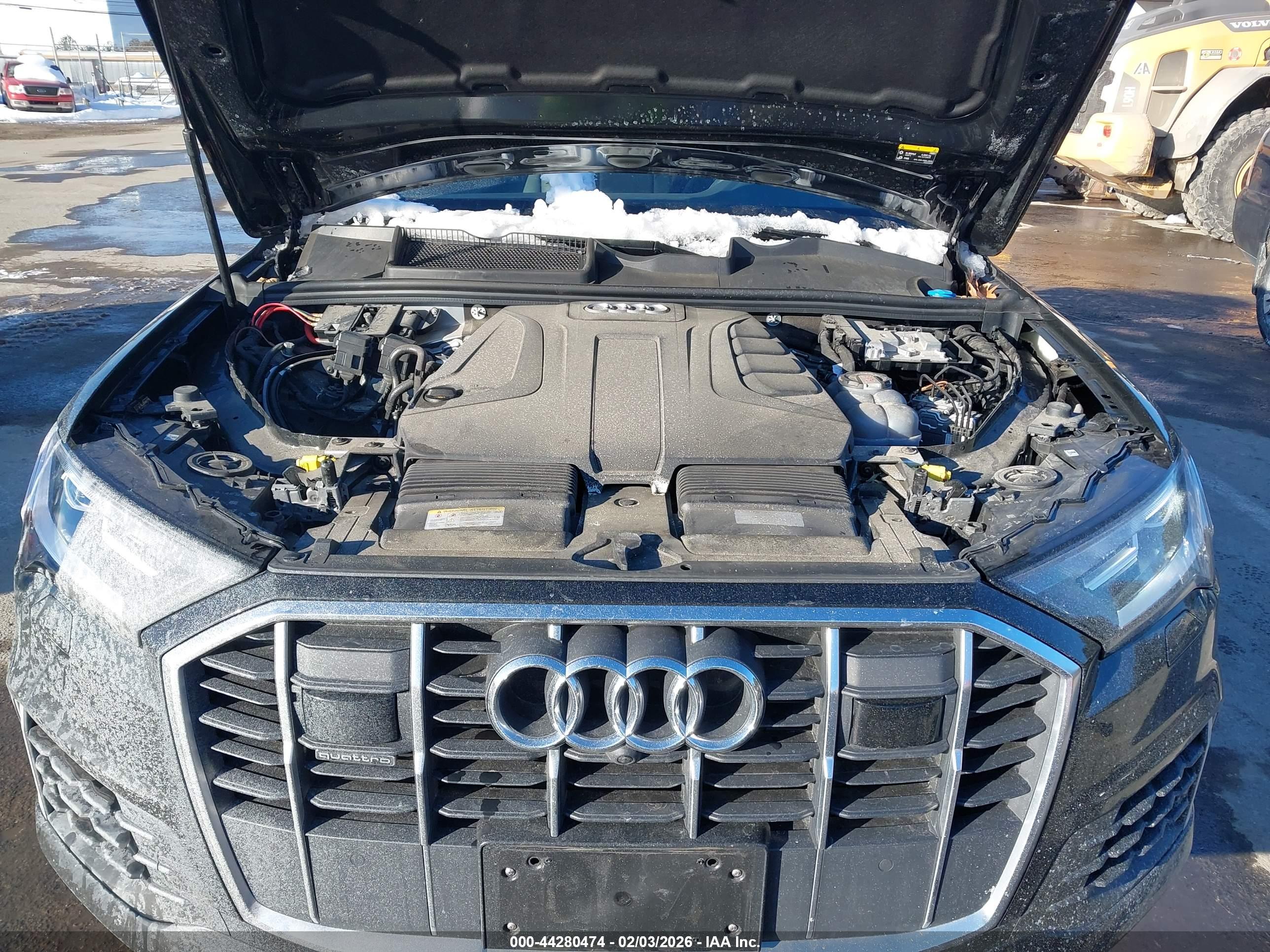 AUDI Q7 image 10