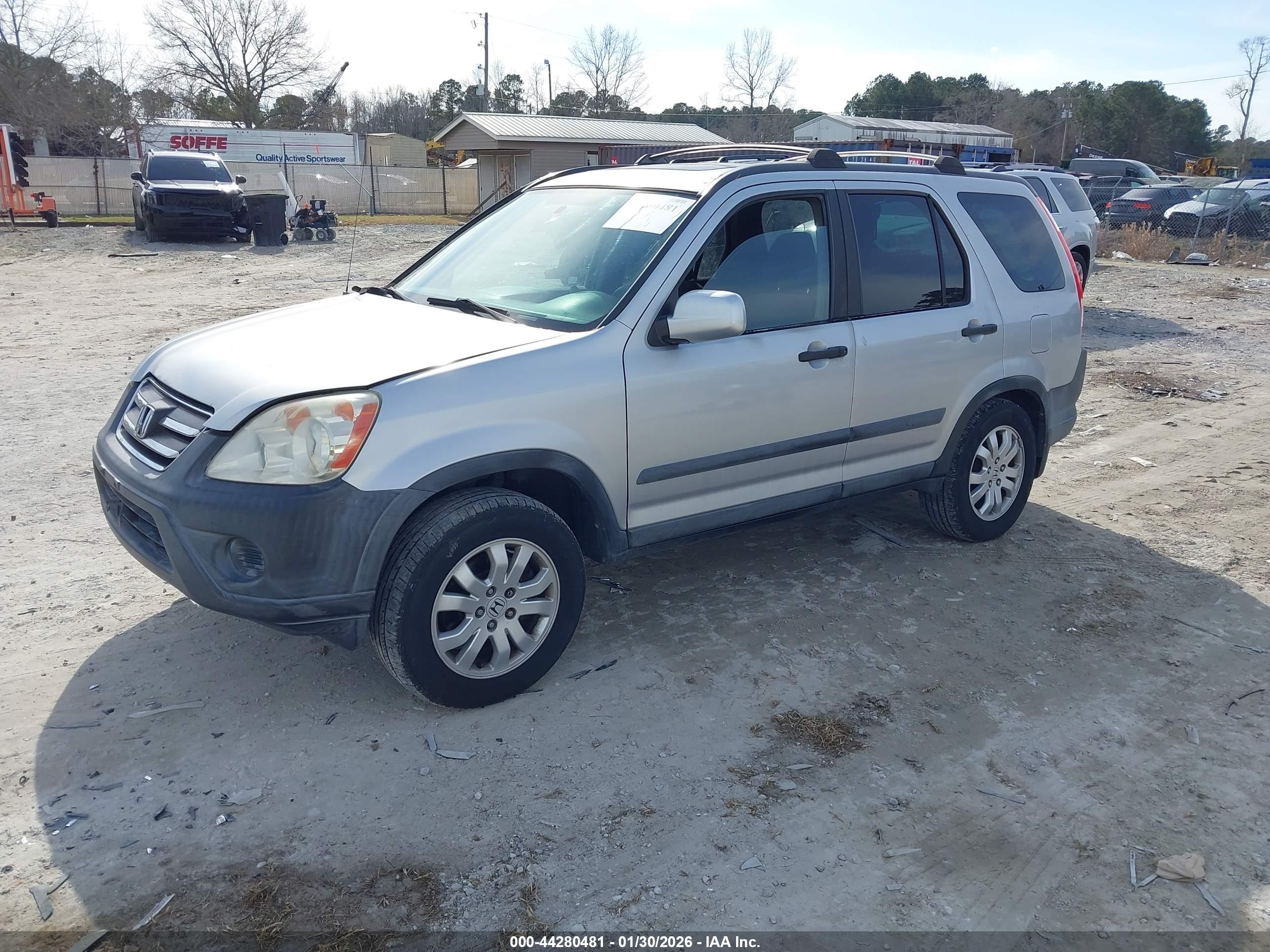 HONDA CR-V image 2