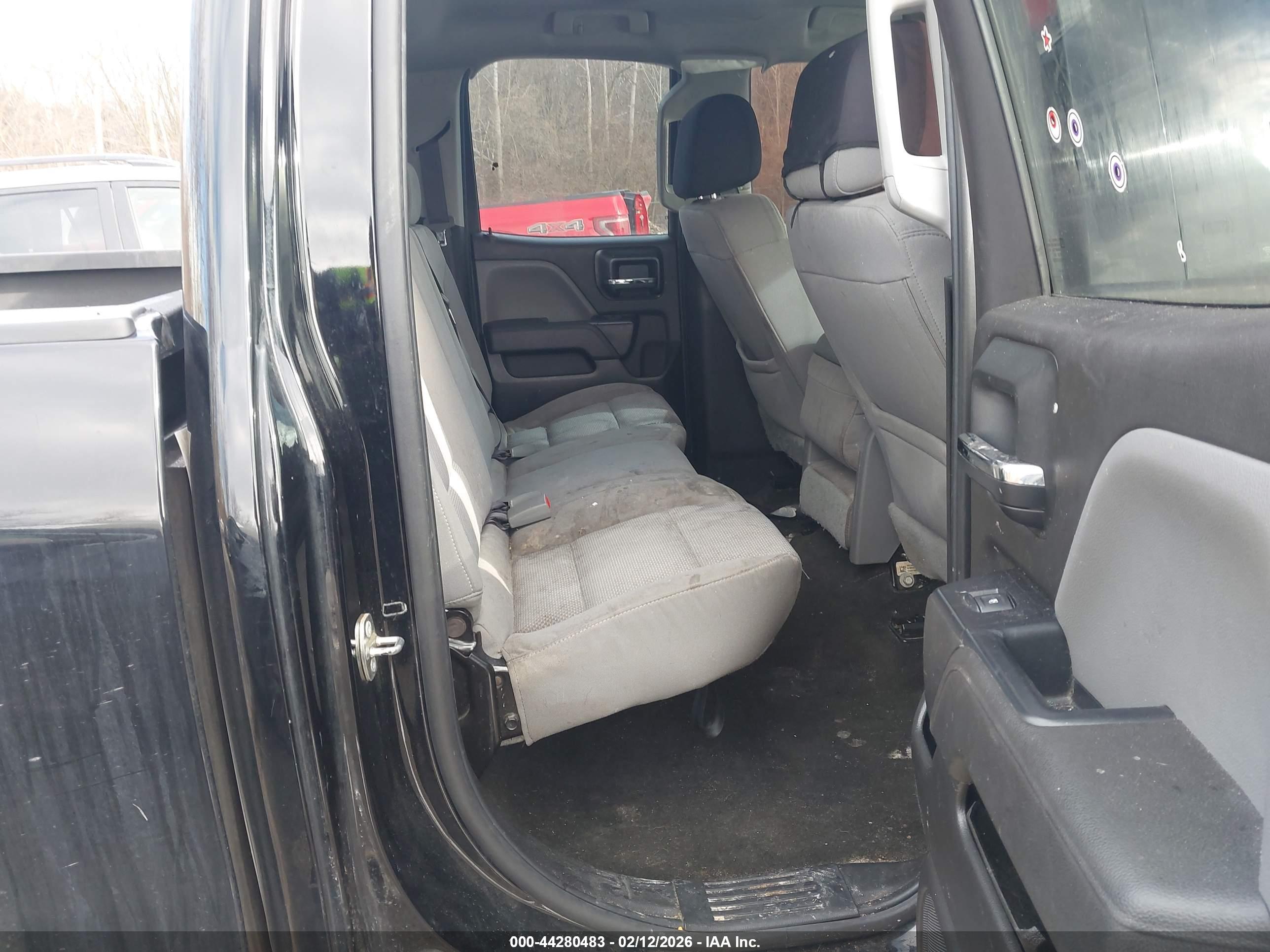 GMC SIERRA image 8