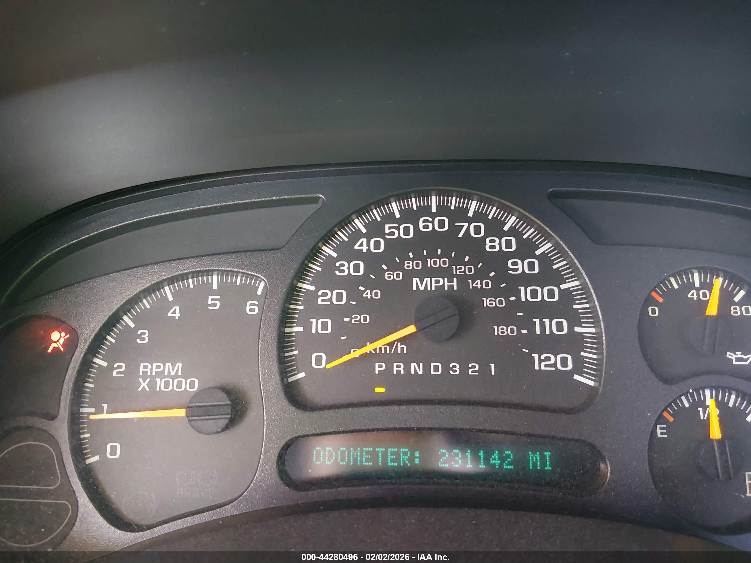 CHEVROLET SILVERADO image 7