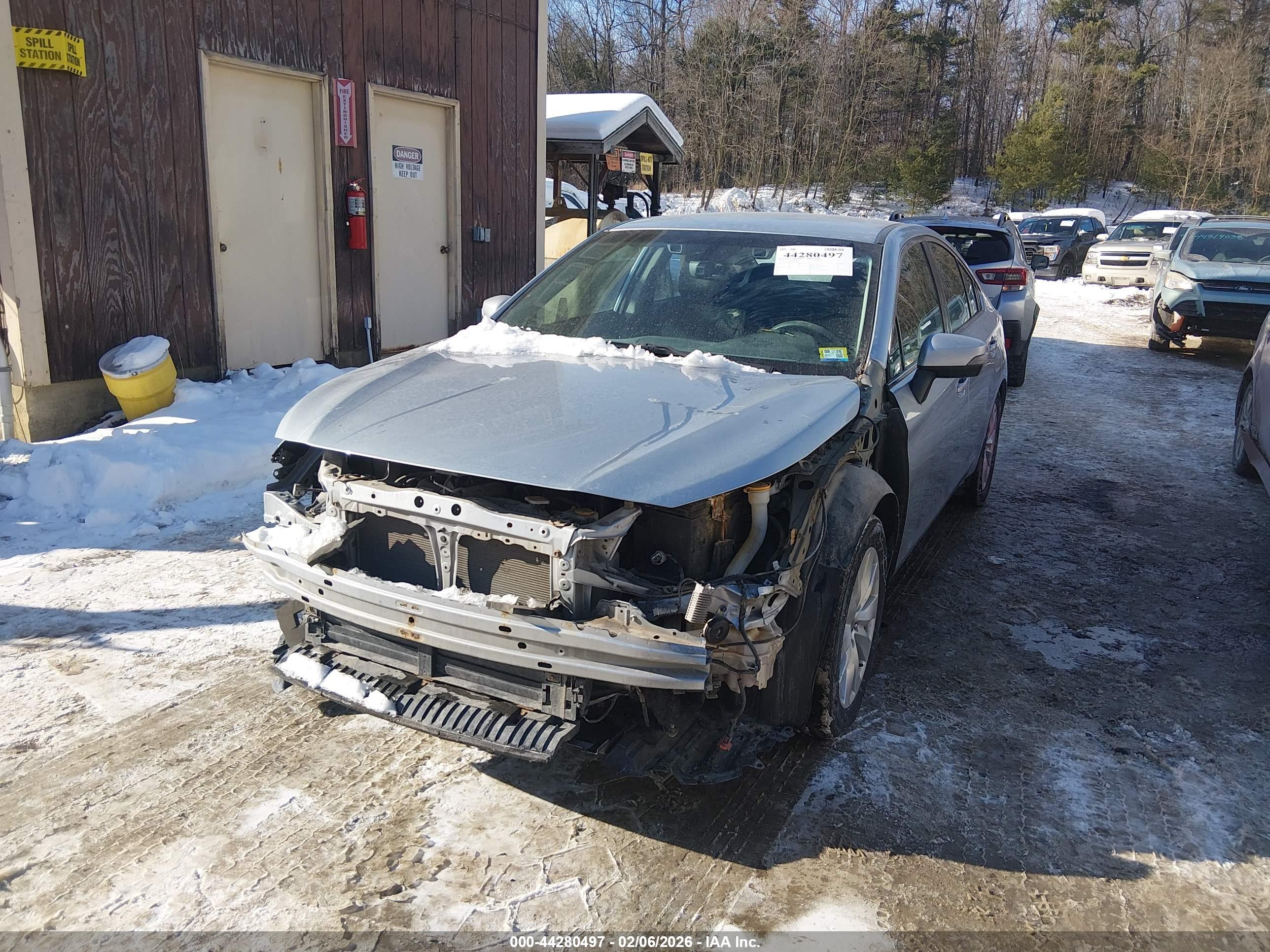 SUBARU LEGACY image 6