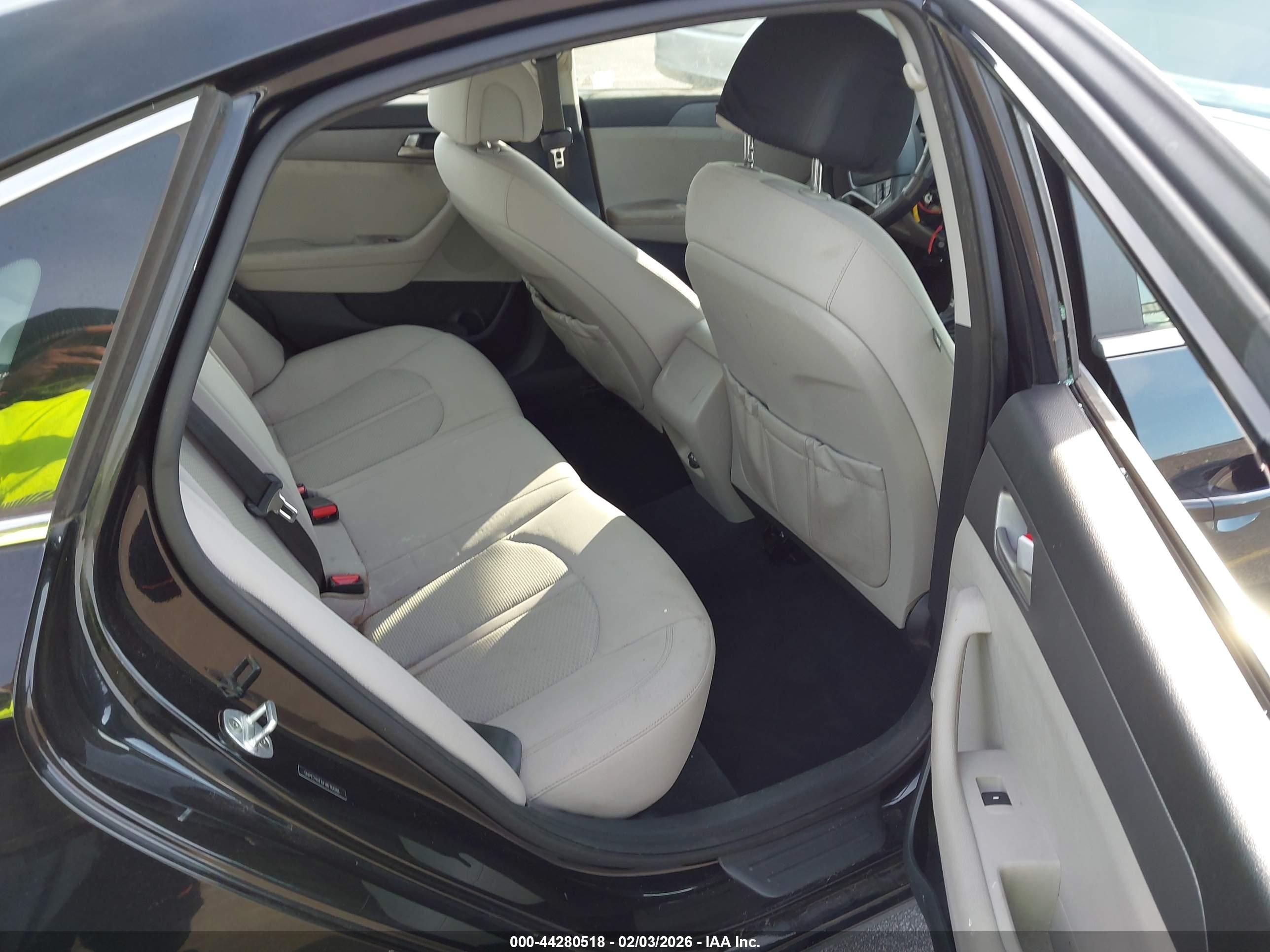 HYUNDAI SONATA image 8